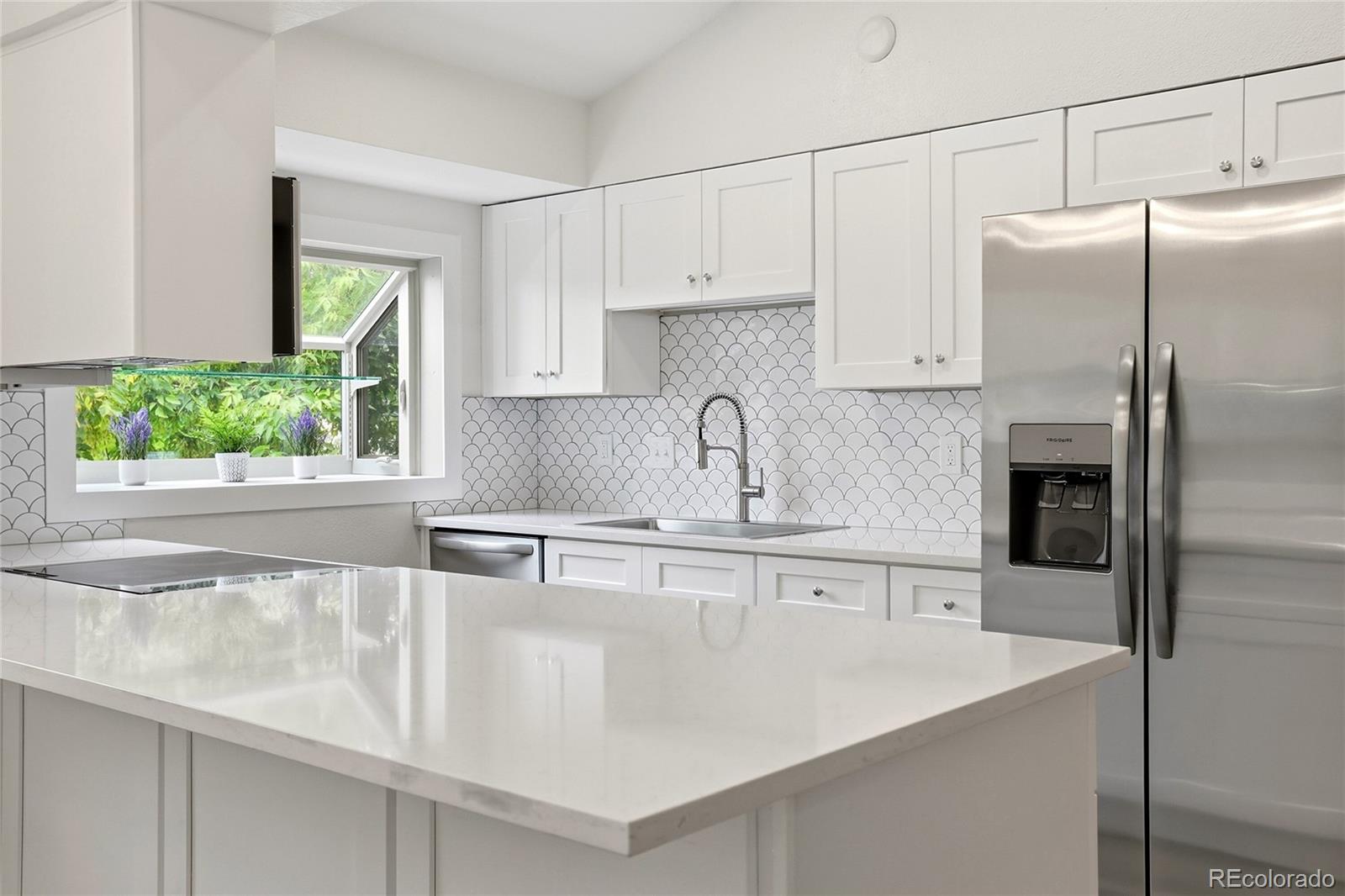 MLS Image #11 for 2425 s ellis street,lakewood, Colorado