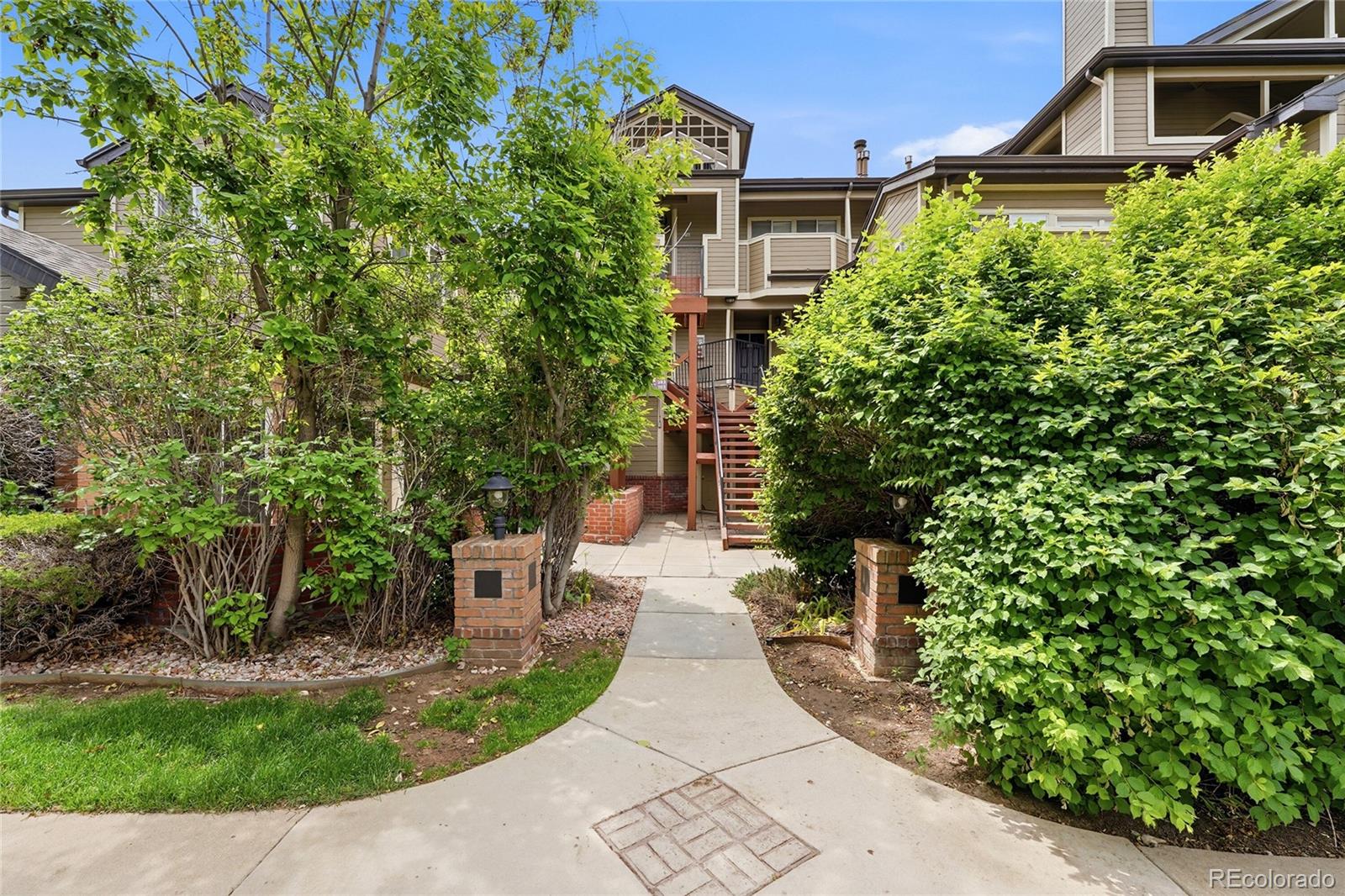 MLS Image #2 for 6001 s yosemite street,greenwood village, Colorado