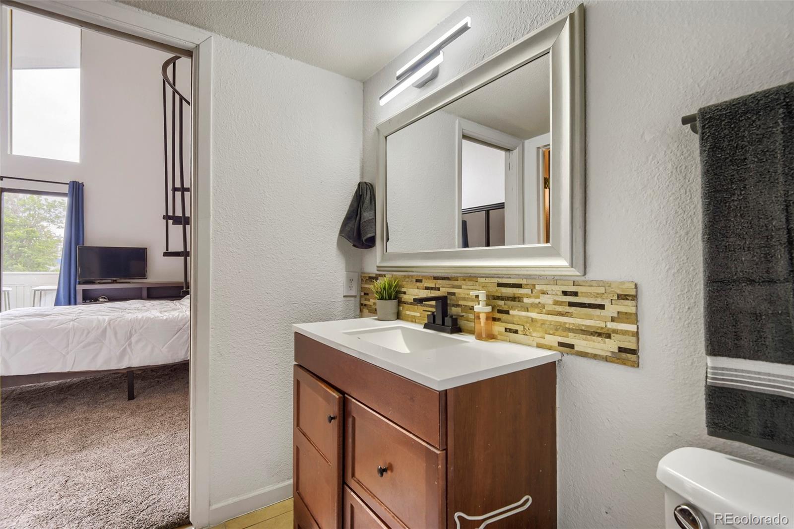 MLS Image #13 for 3874 s fraser street,aurora, Colorado