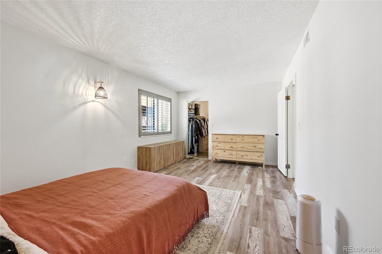 MLS Image #14 for 11925 e harvard avenue,aurora, Colorado