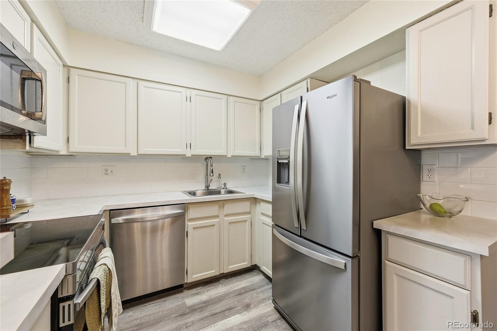 MLS Image #9 for 11925 e harvard avenue,aurora, Colorado