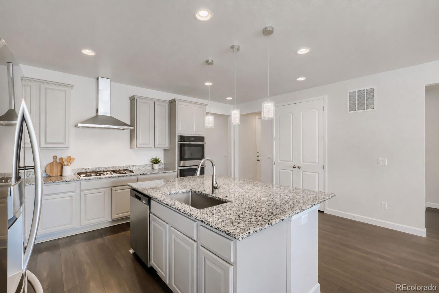 MLS Image #4 for 10969  lewiston street,commerce city, Colorado