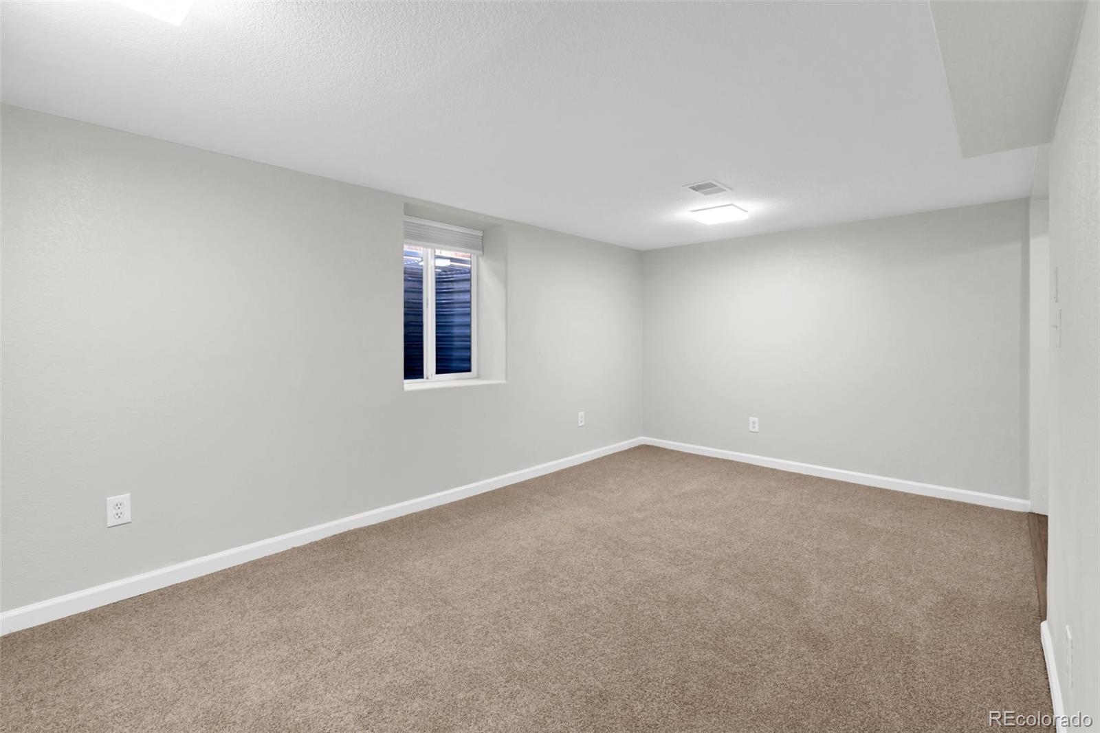 MLS Image #17 for 2164 s lincoln street,denver, Colorado
