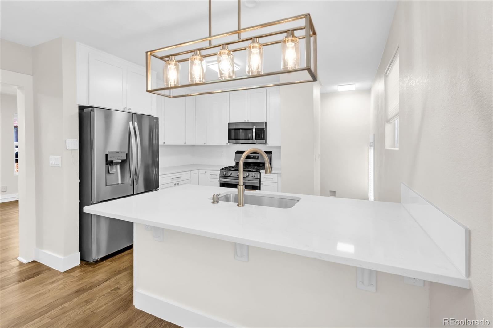 MLS Image #6 for 2164 s lincoln street,denver, Colorado