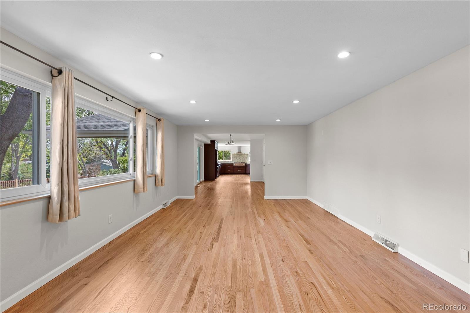 MLS Image #11 for 6450 s magnolia court,centennial, Colorado