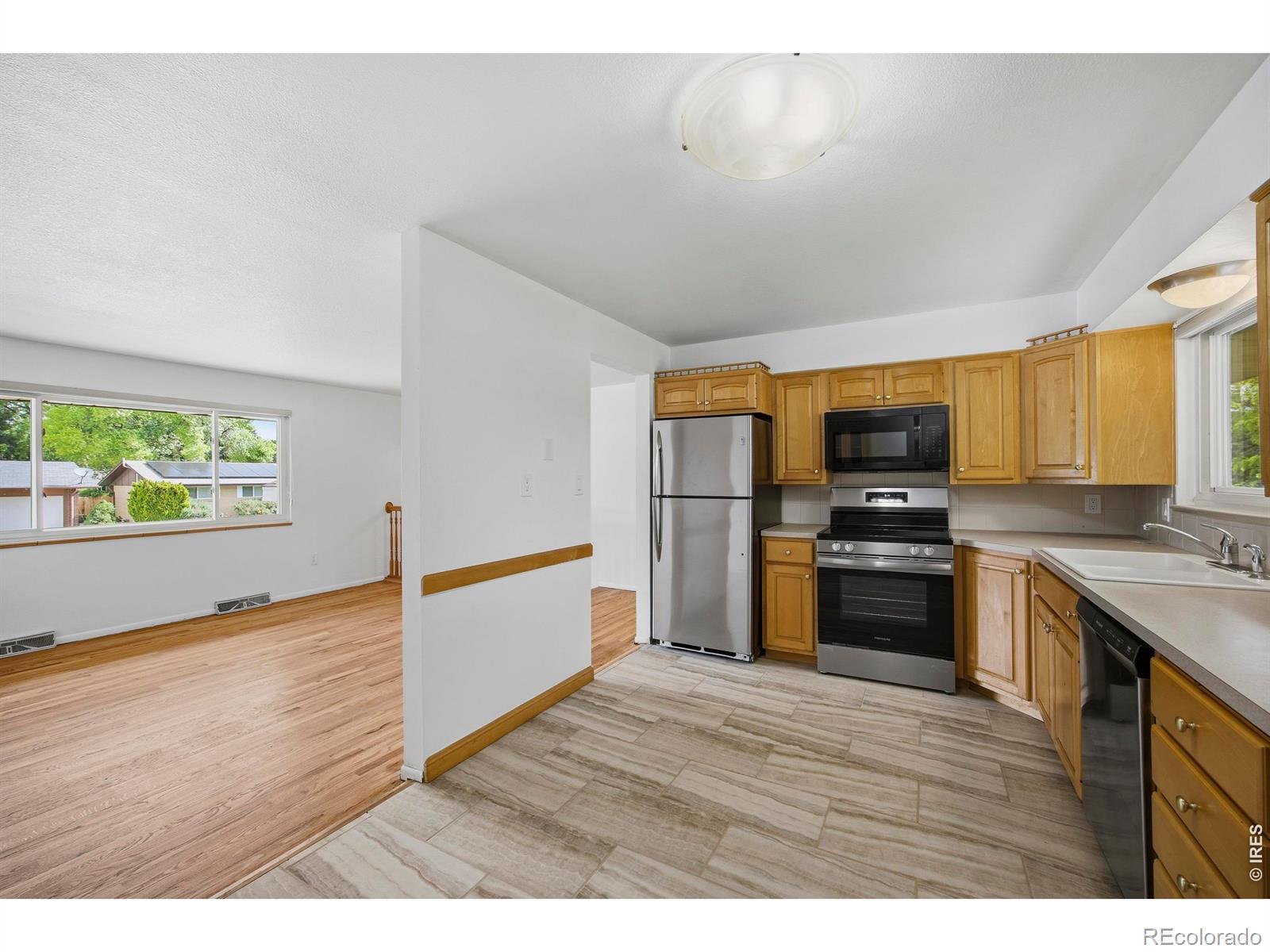 MLS Image #10 for 605  princeton road,fort collins, Colorado