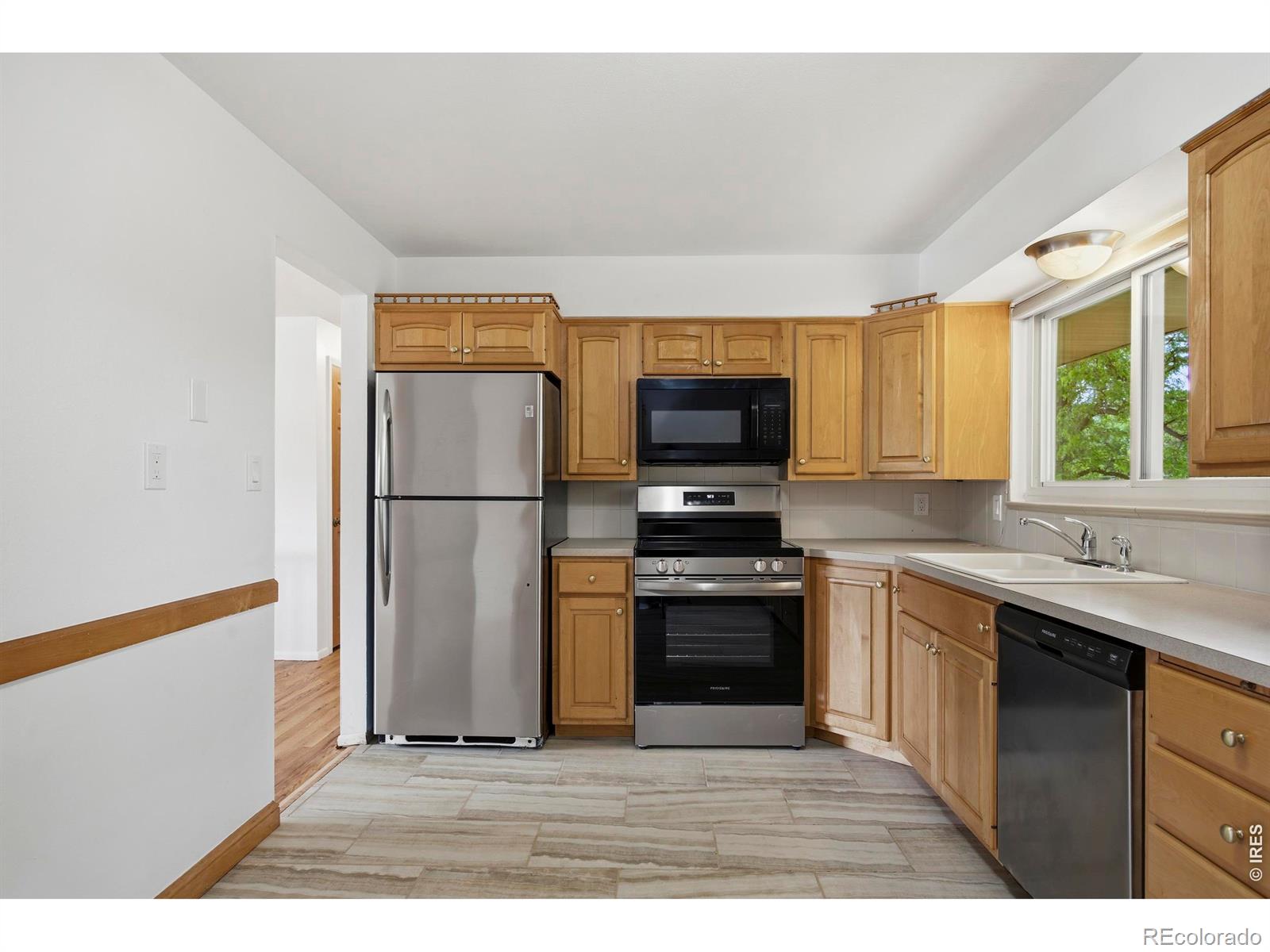 MLS Image #12 for 605  princeton road,fort collins, Colorado