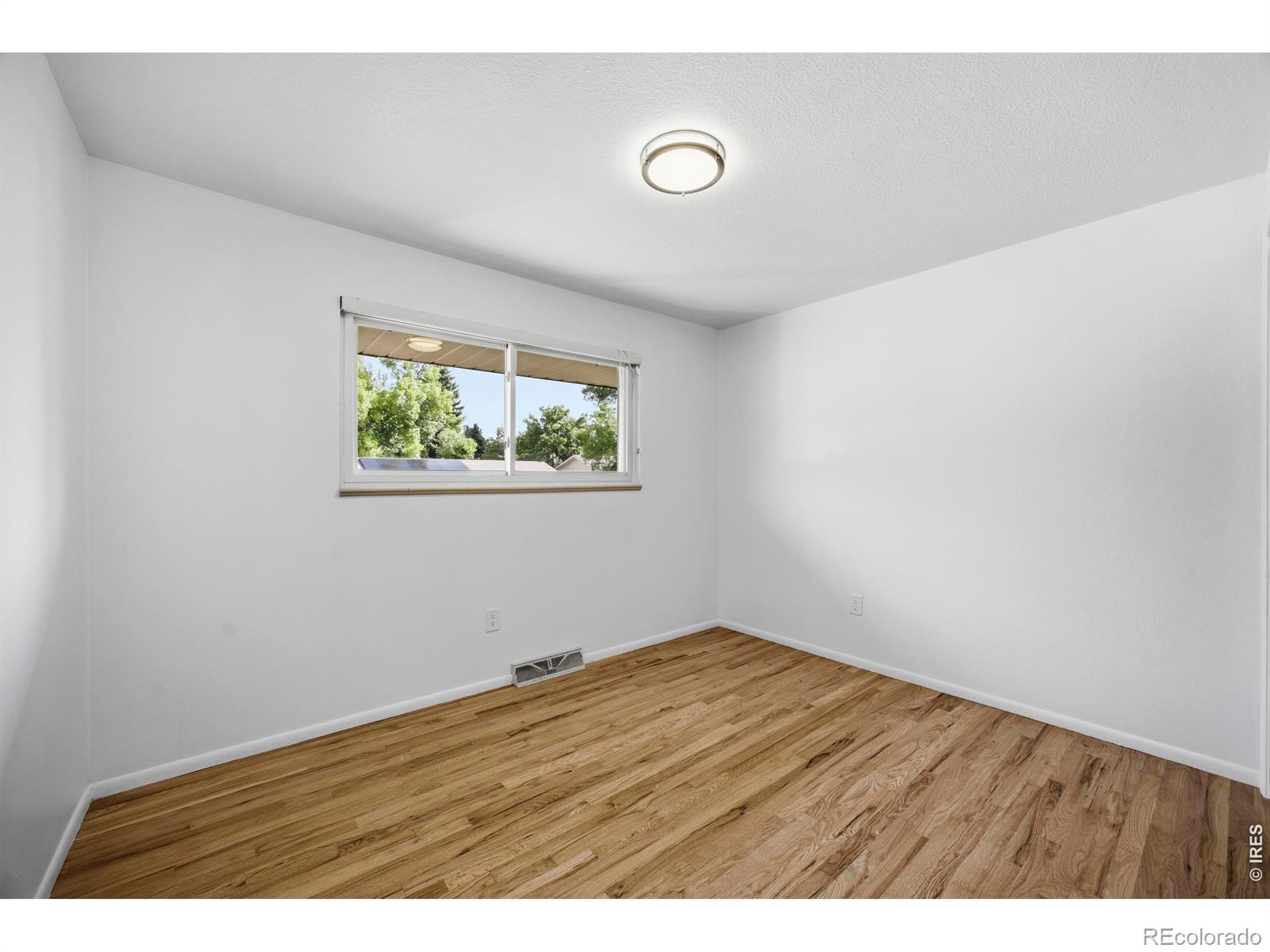 MLS Image #13 for 605  princeton road,fort collins, Colorado