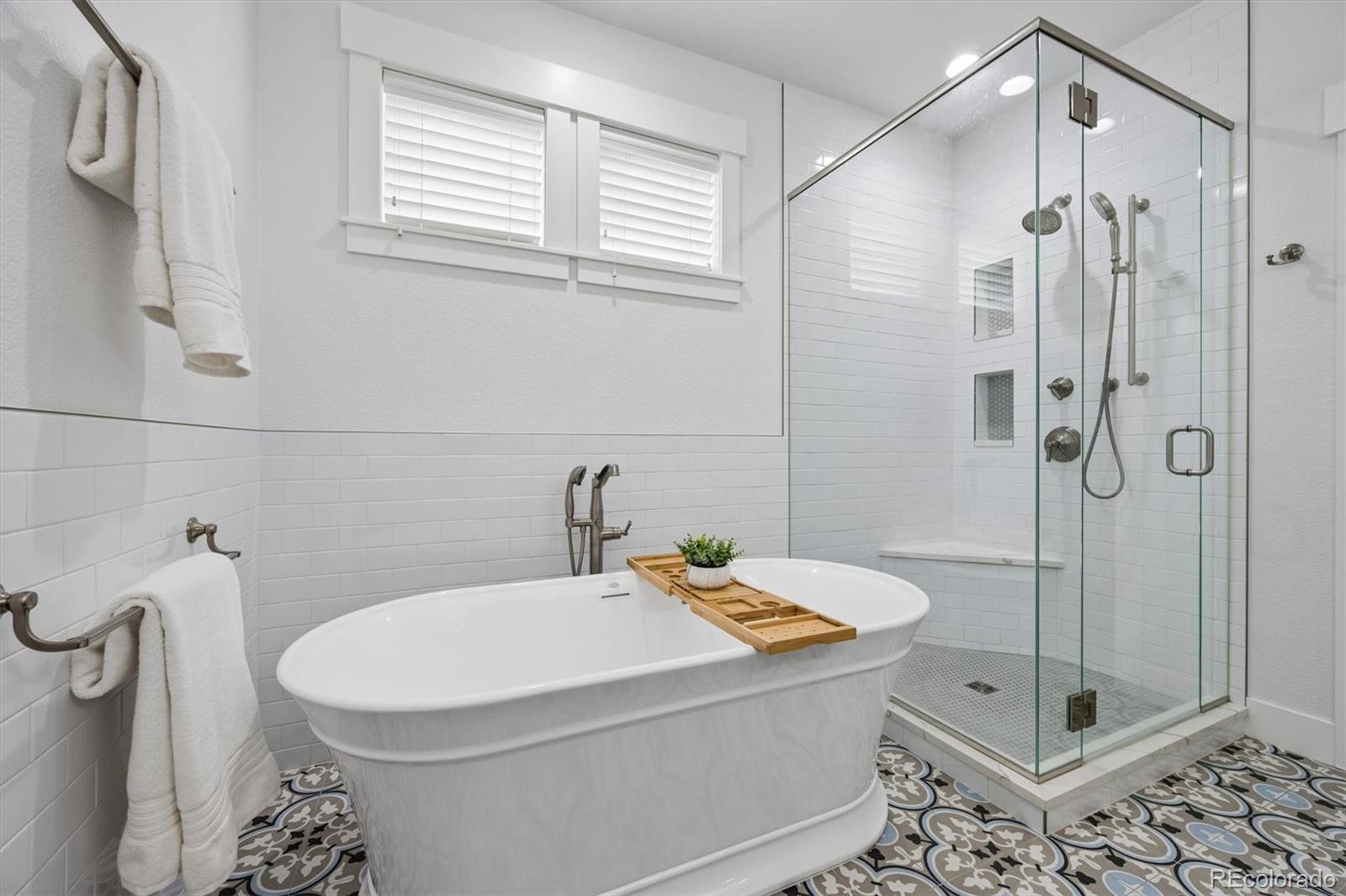 MLS Image #21 for 7824 e 7th avenue,denver, Colorado