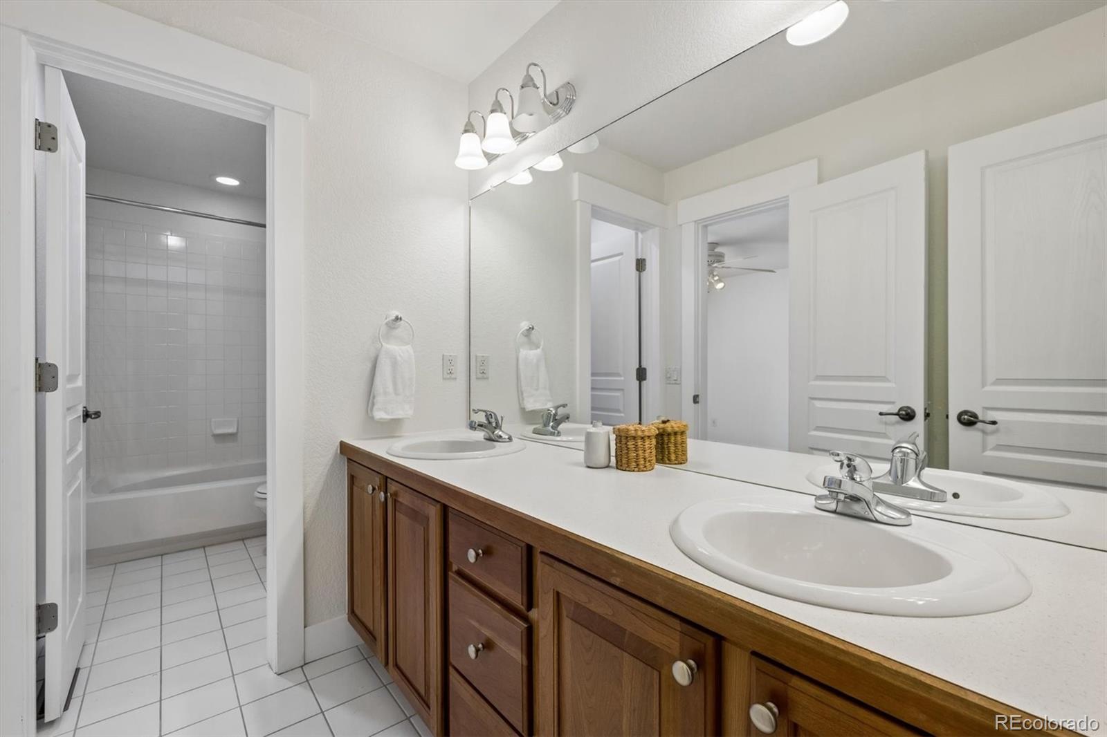 MLS Image #29 for 7824 e 7th avenue,denver, Colorado