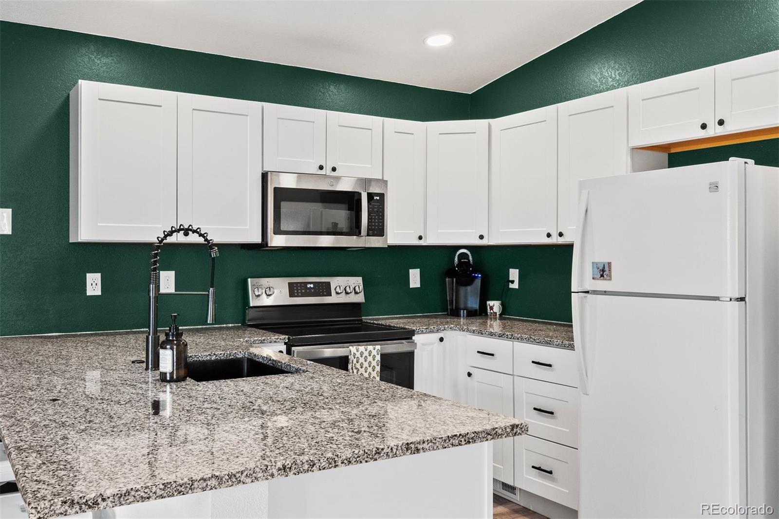 MLS Image #11 for 18284 w 58th place,golden, Colorado