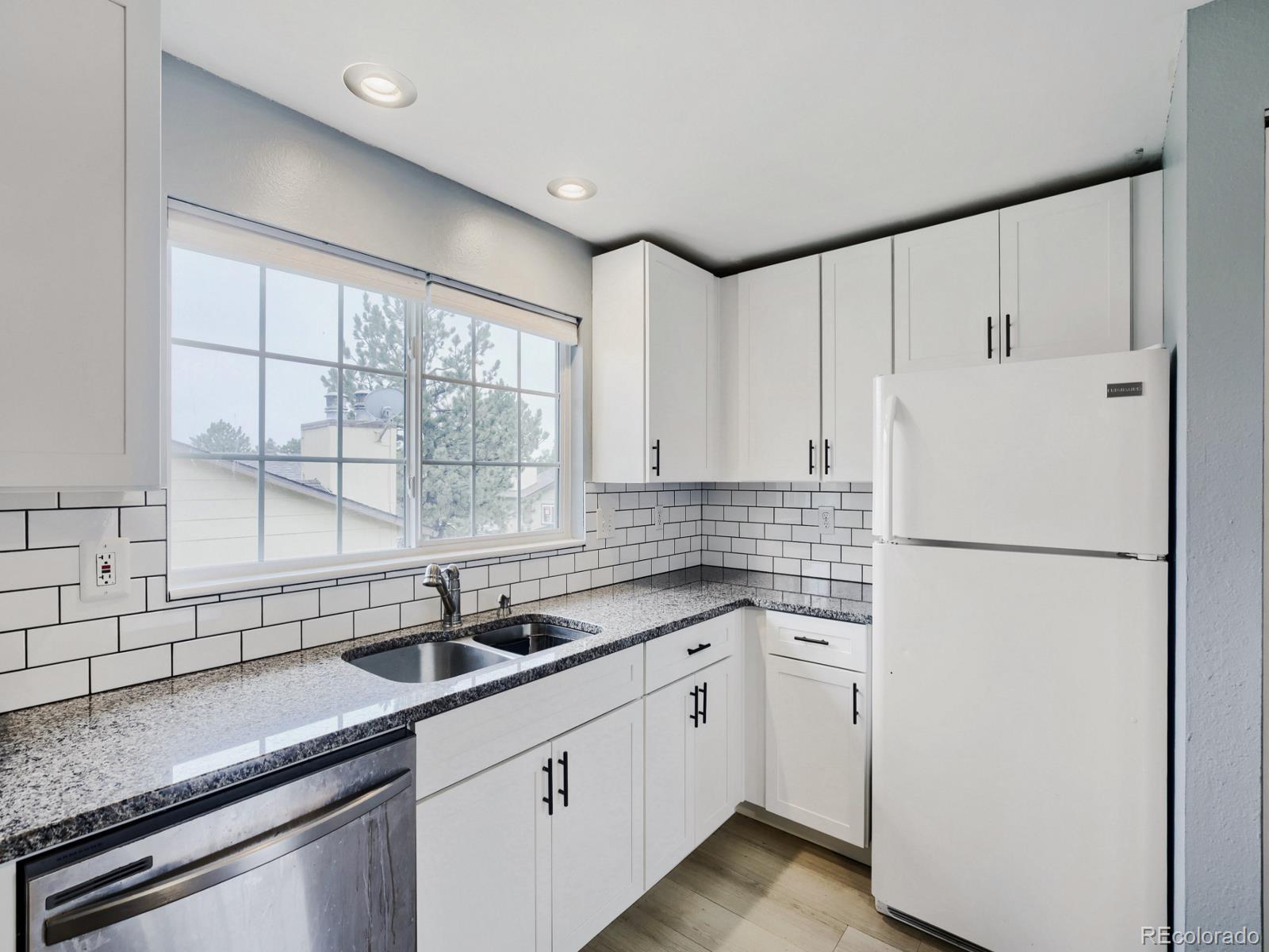 MLS Image #5 for 124 w 47th place,loveland, Colorado