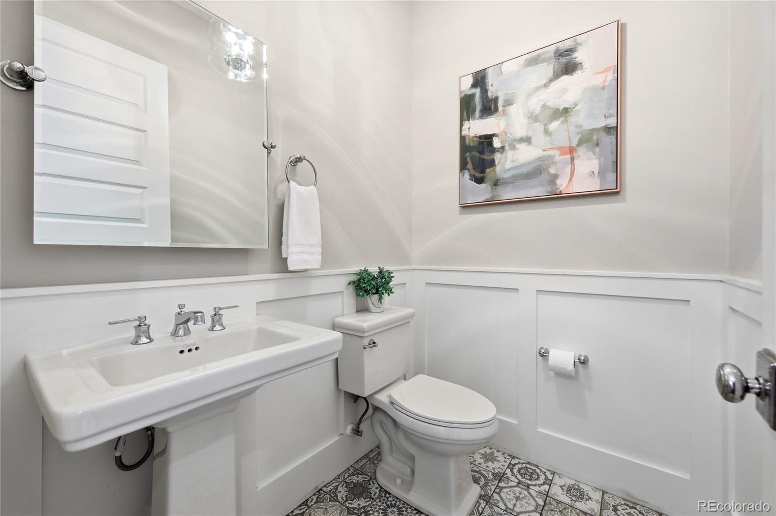 MLS Image #14 for 1112 s adams street,denver, Colorado