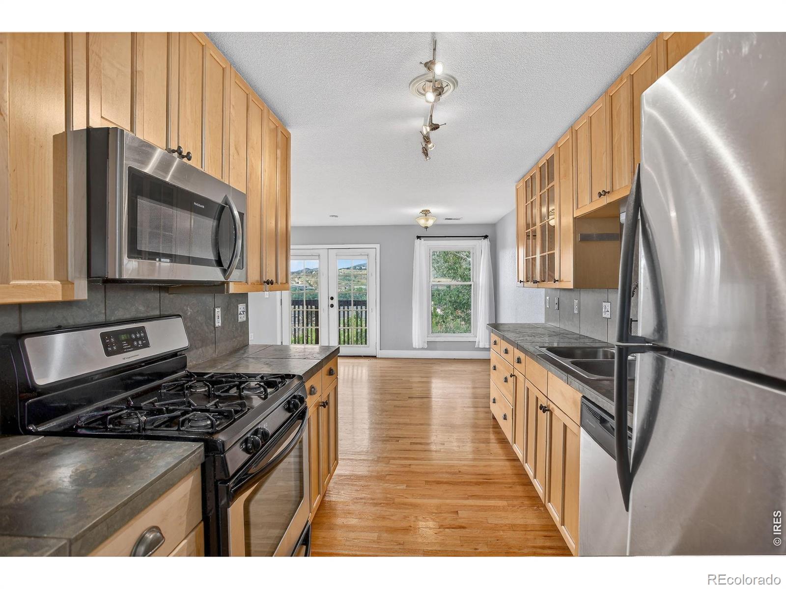 MLS Image #11 for 1203  6th street,golden, Colorado