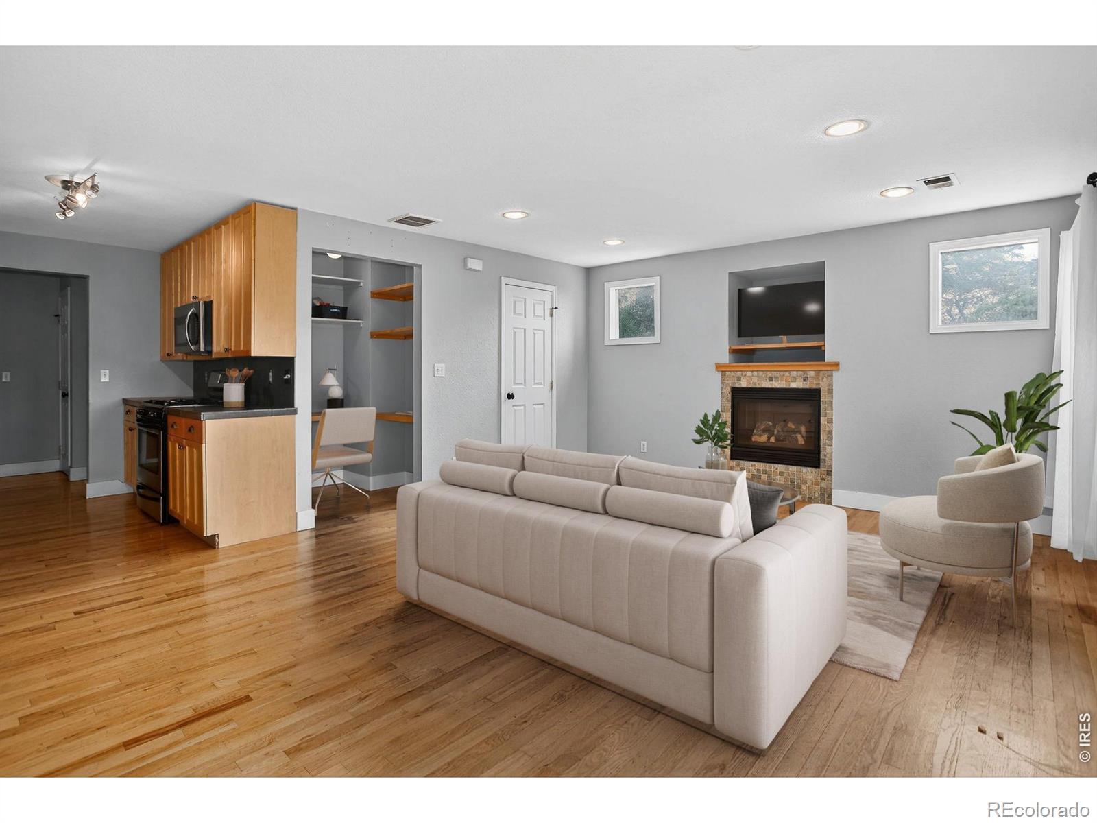 MLS Image #3 for 1203  6th street,golden, Colorado