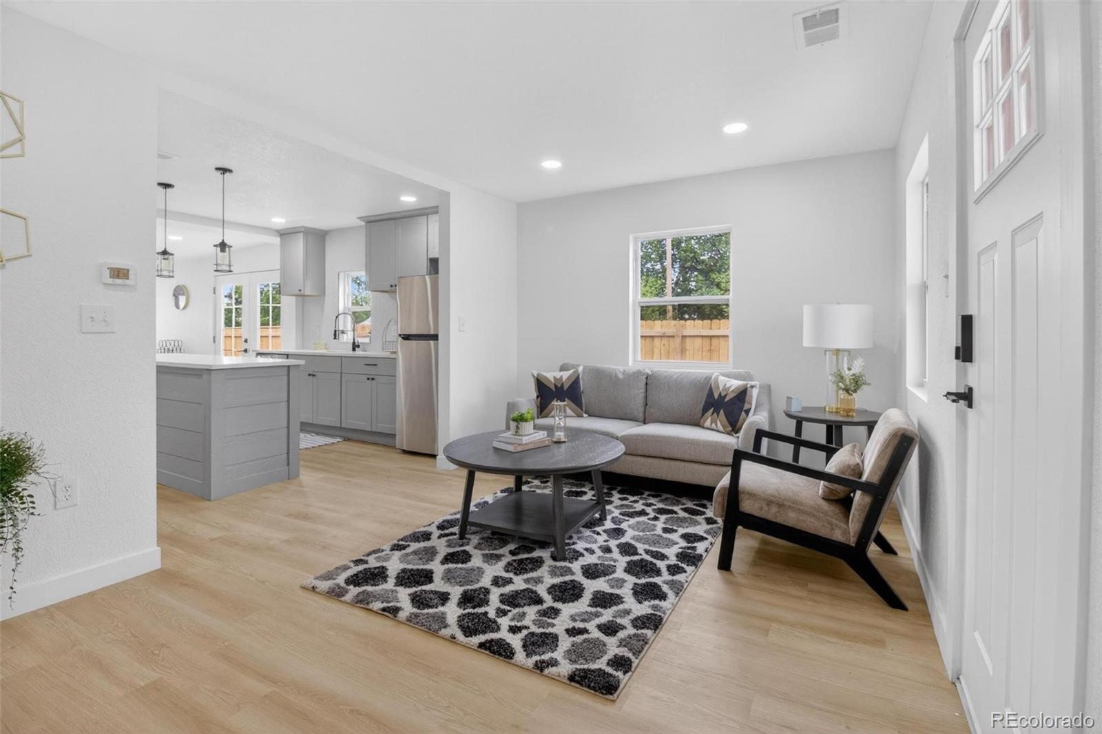 MLS Image #14 for 2096 s lowell boulevard,denver, Colorado