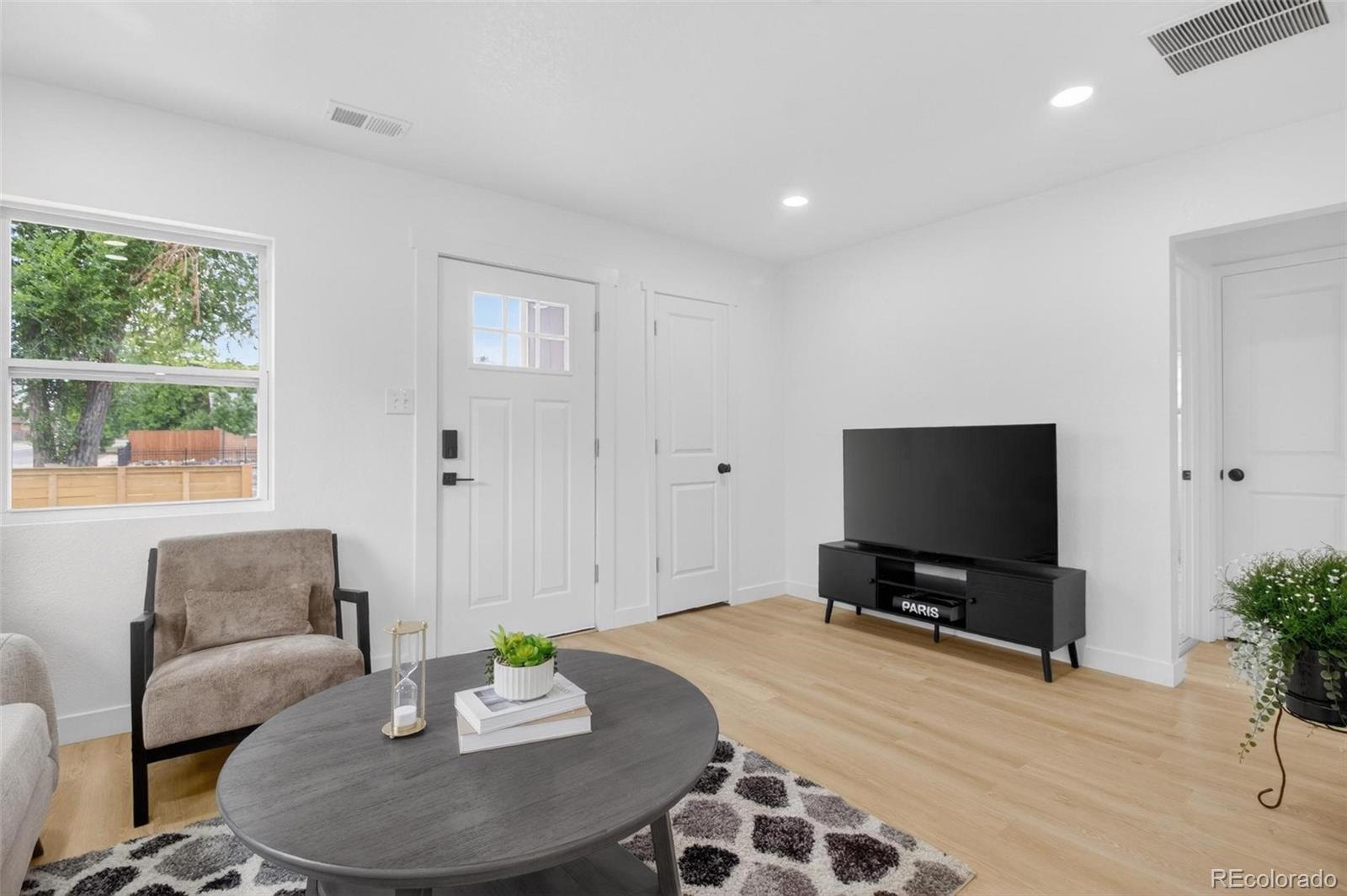 MLS Image #20 for 2096 s lowell boulevard,denver, Colorado