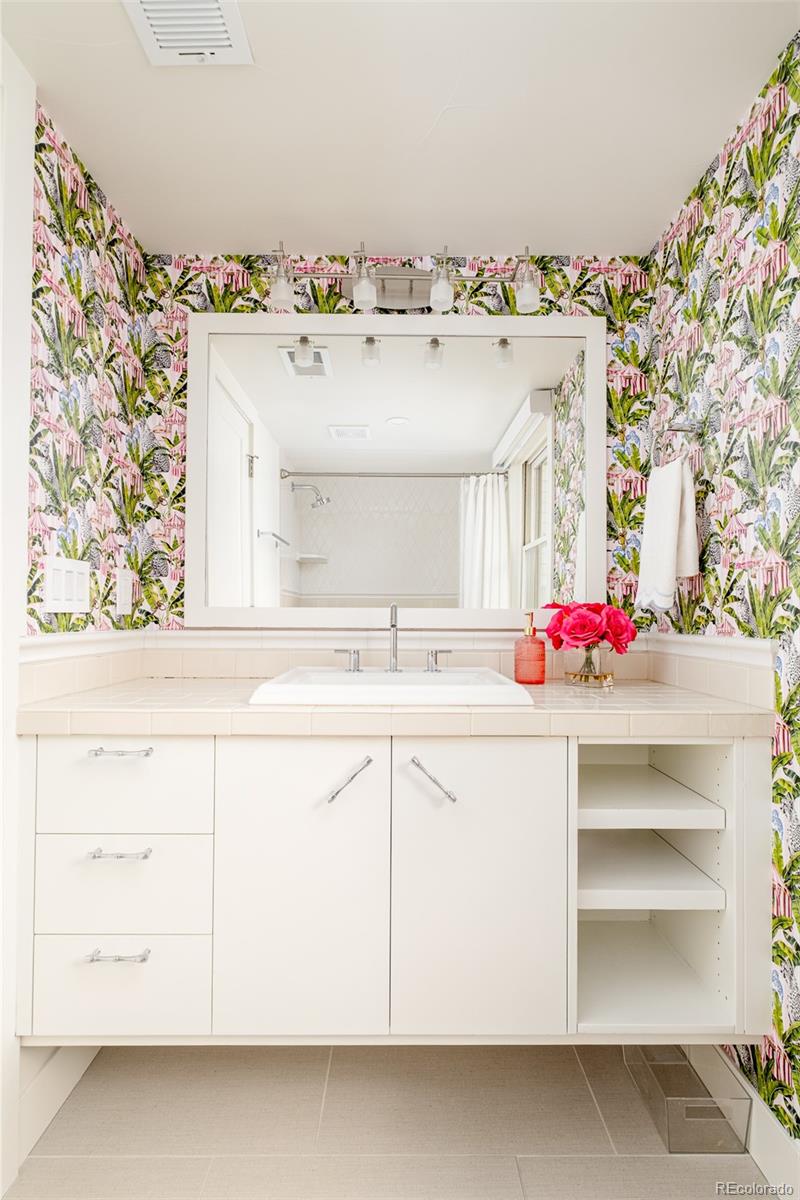 MLS Image #22 for 374  milwaukee street,denver, Colorado