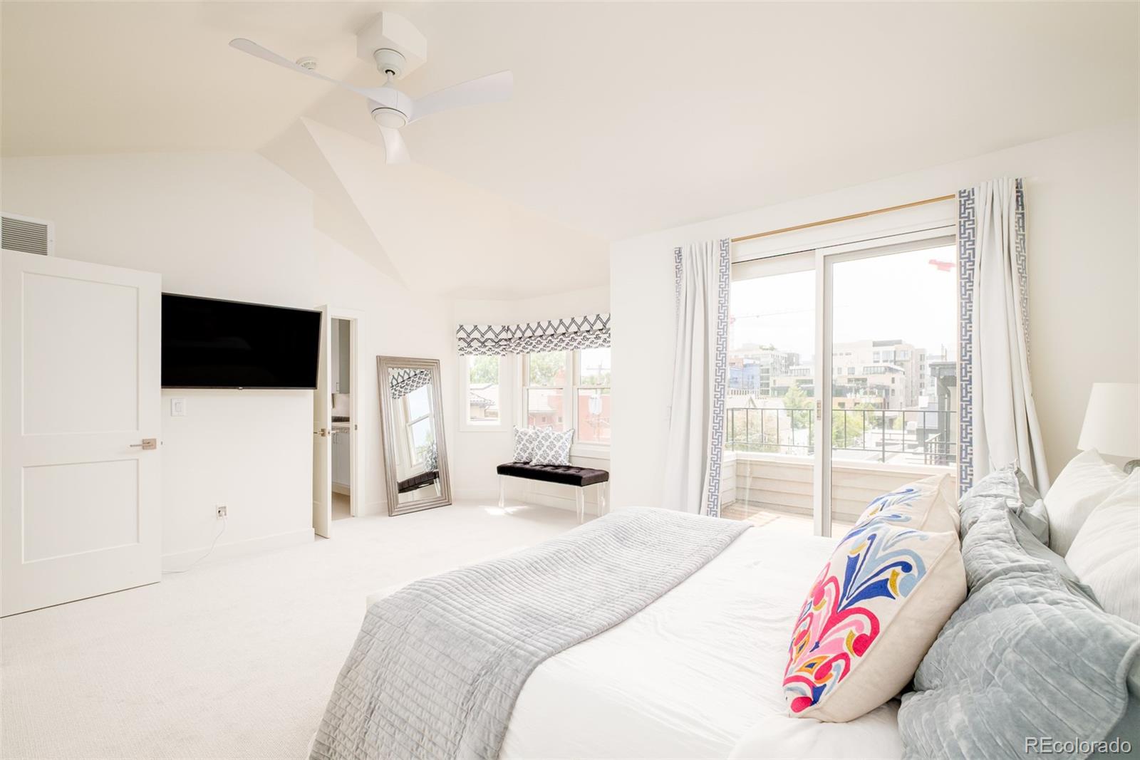 MLS Image #25 for 374  milwaukee street,denver, Colorado