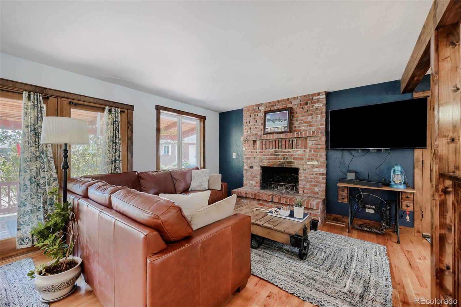 MLS Image #11 for 7198 s logan street,centennial, Colorado