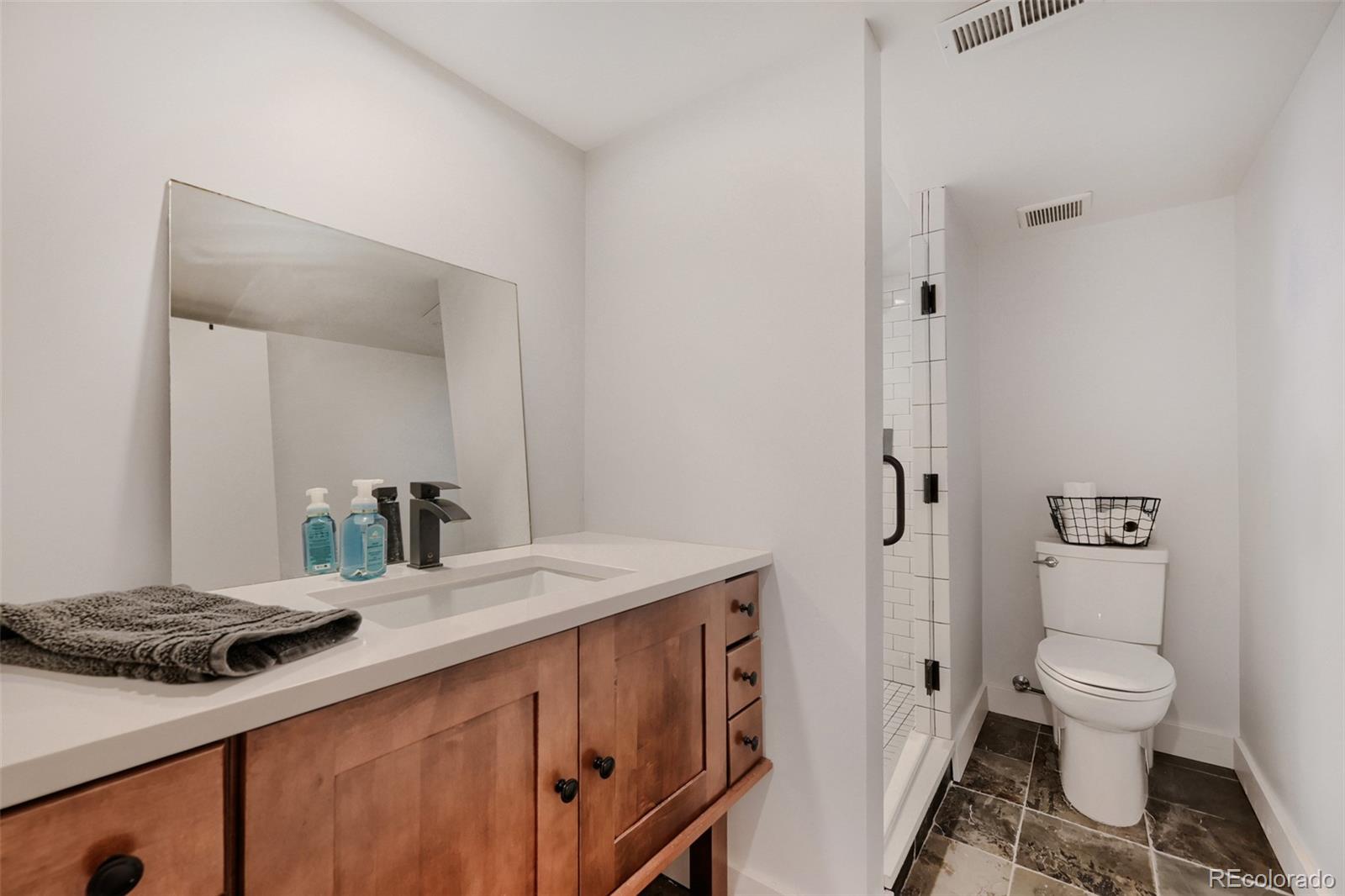 MLS Image #23 for 7198 s logan street,centennial, Colorado