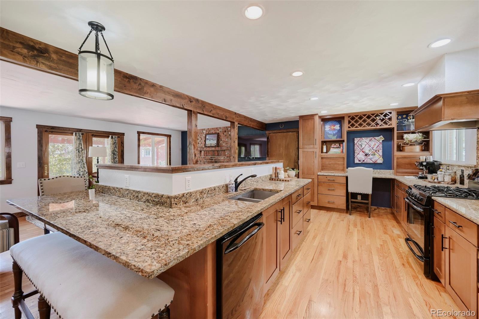 MLS Image #7 for 7198 s logan street,centennial, Colorado