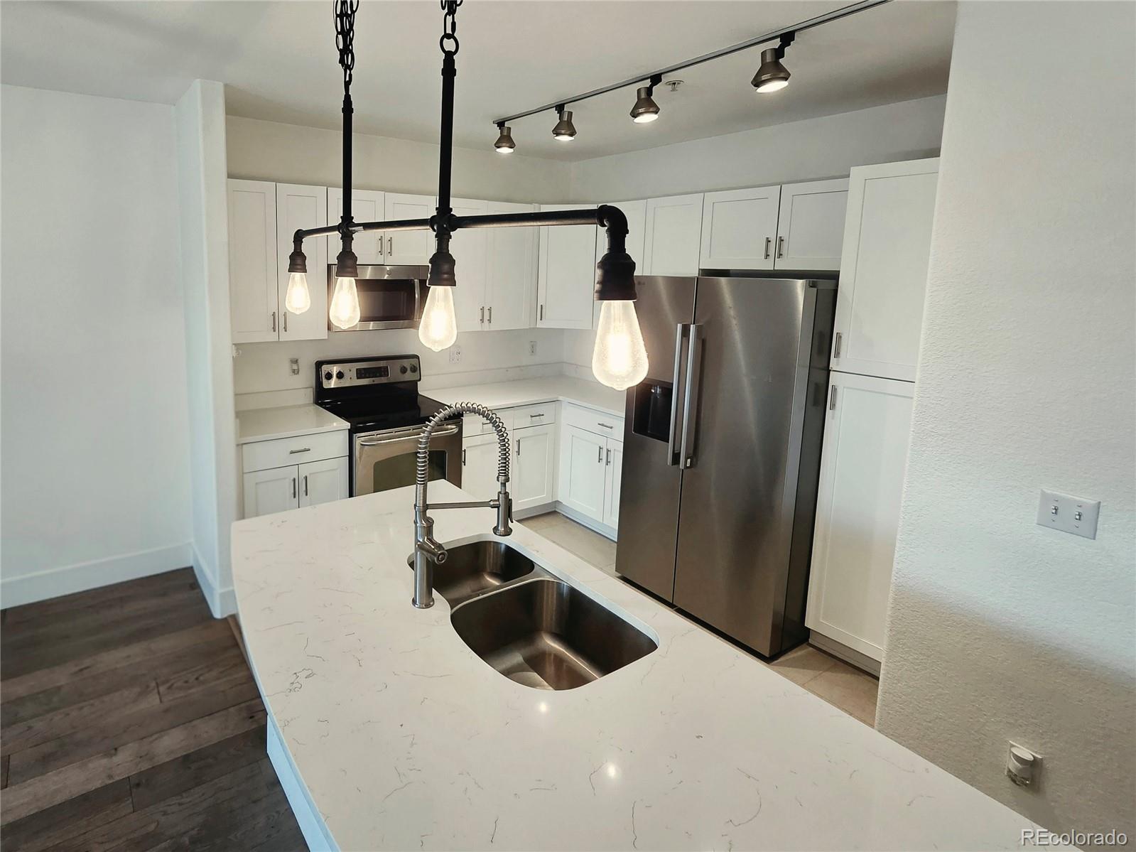 MLS Image #3 for 9079 e panorama circle,englewood, Colorado