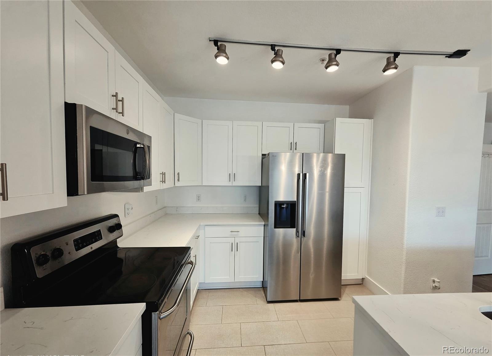 MLS Image #4 for 9079 e panorama circle,englewood, Colorado