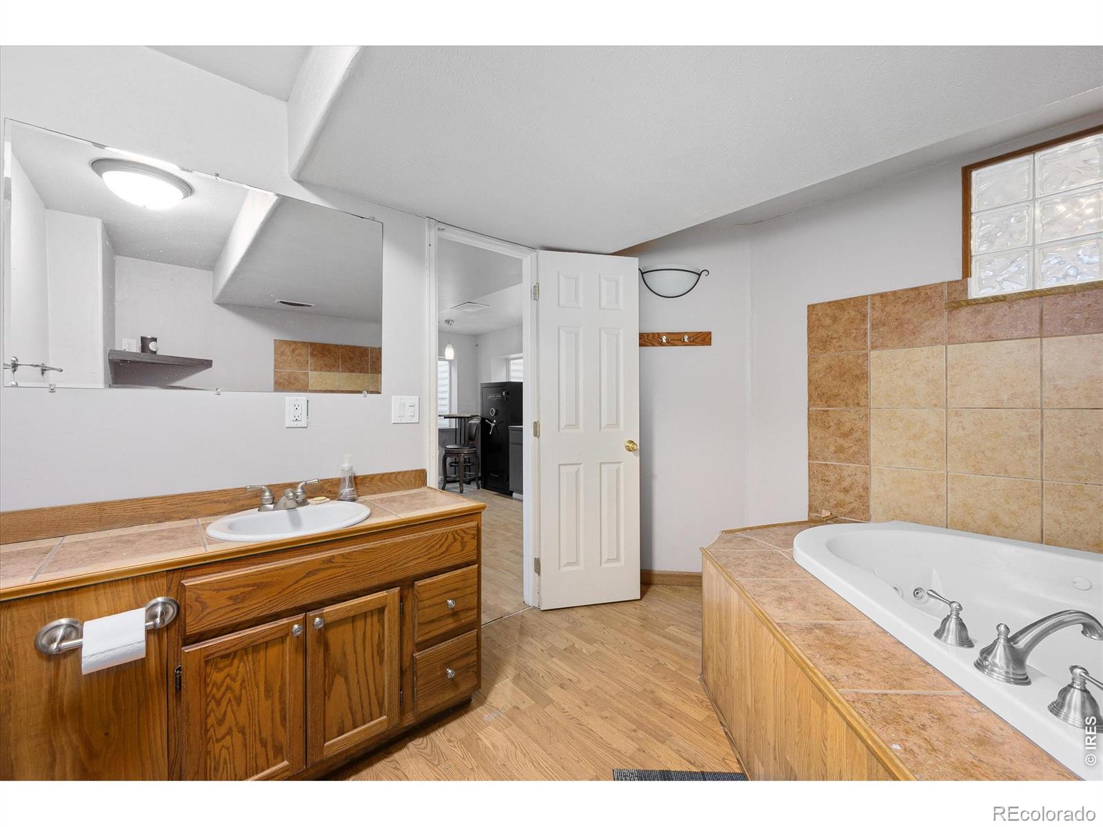 MLS Image #27 for 1902  mainsail drive,fort collins, Colorado