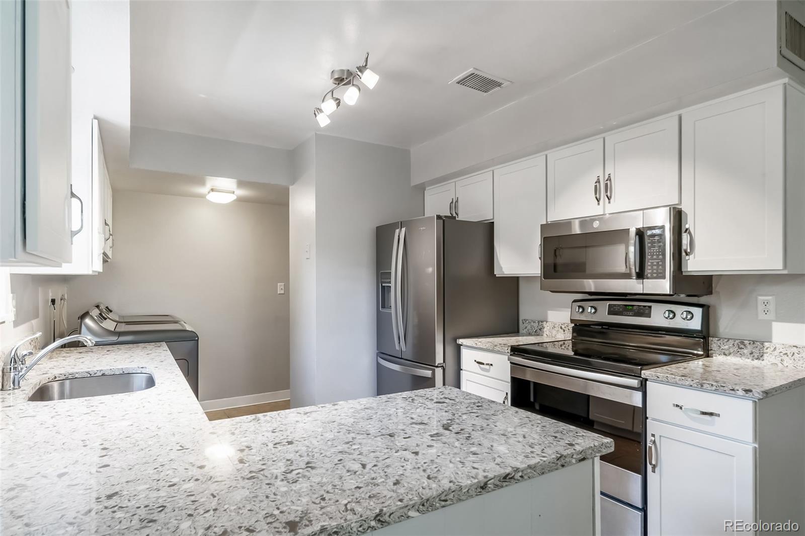 MLS Image #15 for 7251 s xenia circle,centennial, Colorado