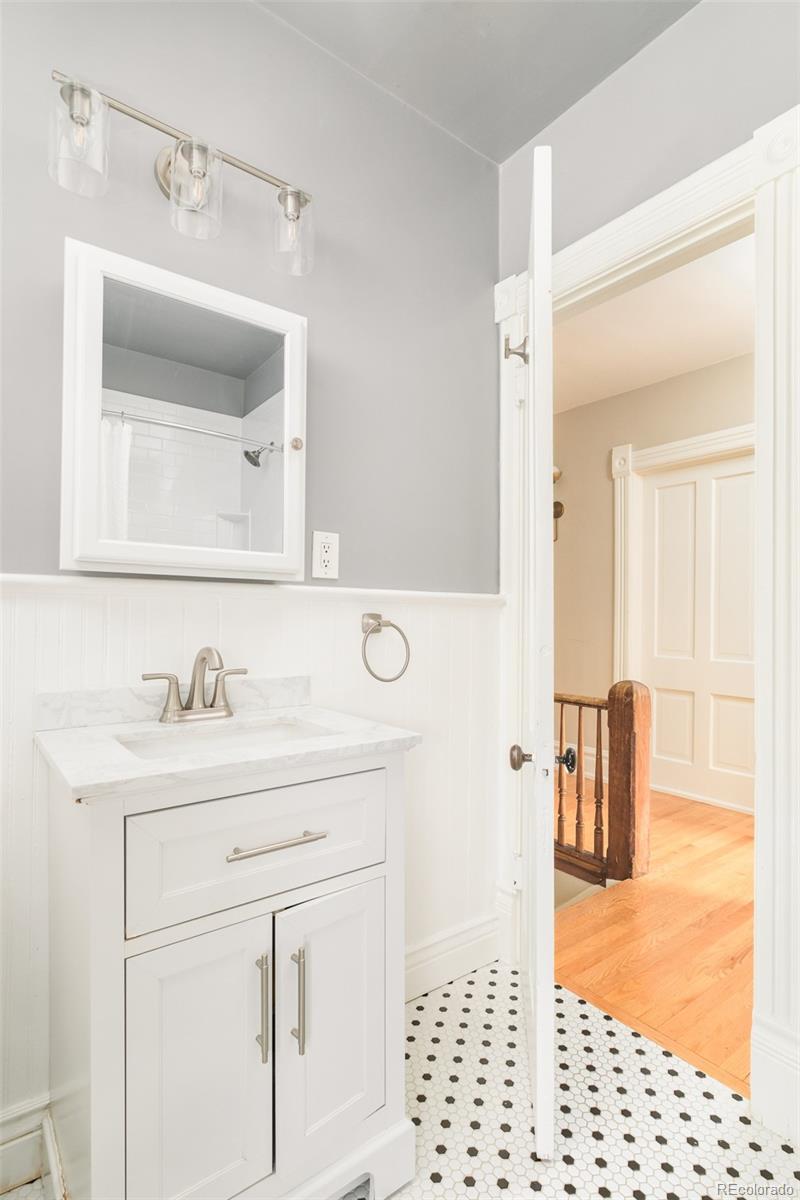 MLS Image #38 for 1629 n ogden street,denver, Colorado