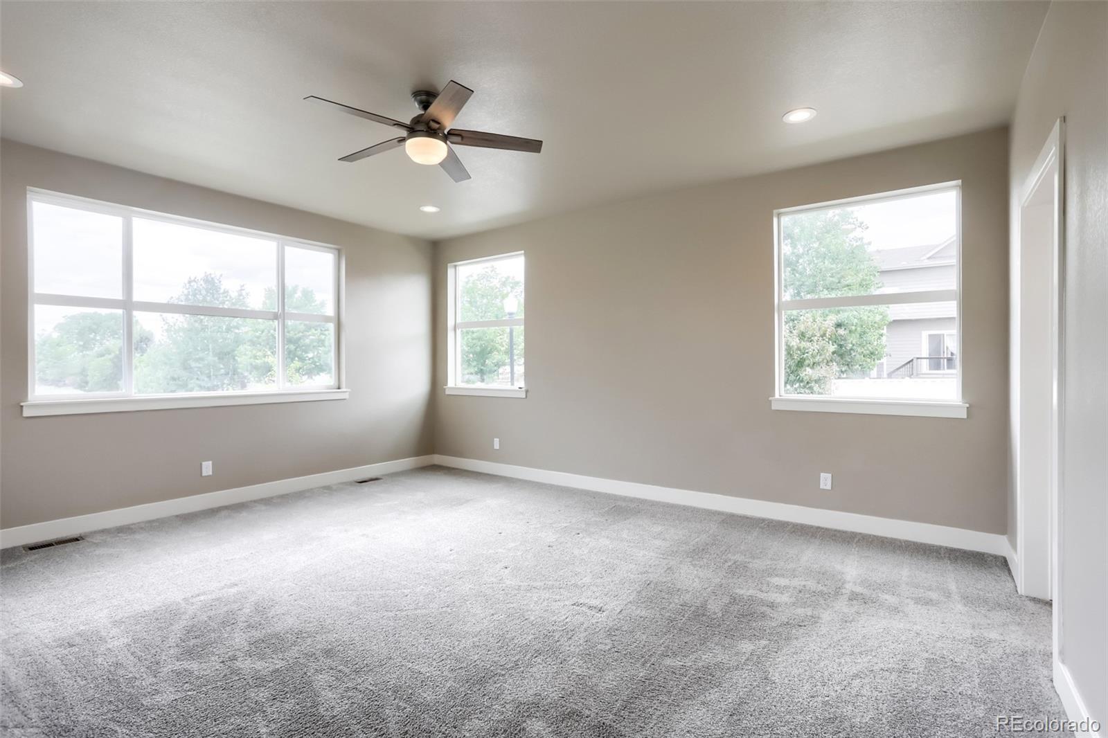 MLS Image #8 for 160  chapel hill circle,brighton, Colorado