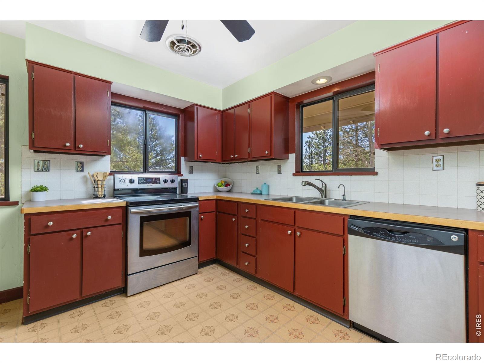MLS Image #15 for 414  upper travis gulch road,black hawk, Colorado