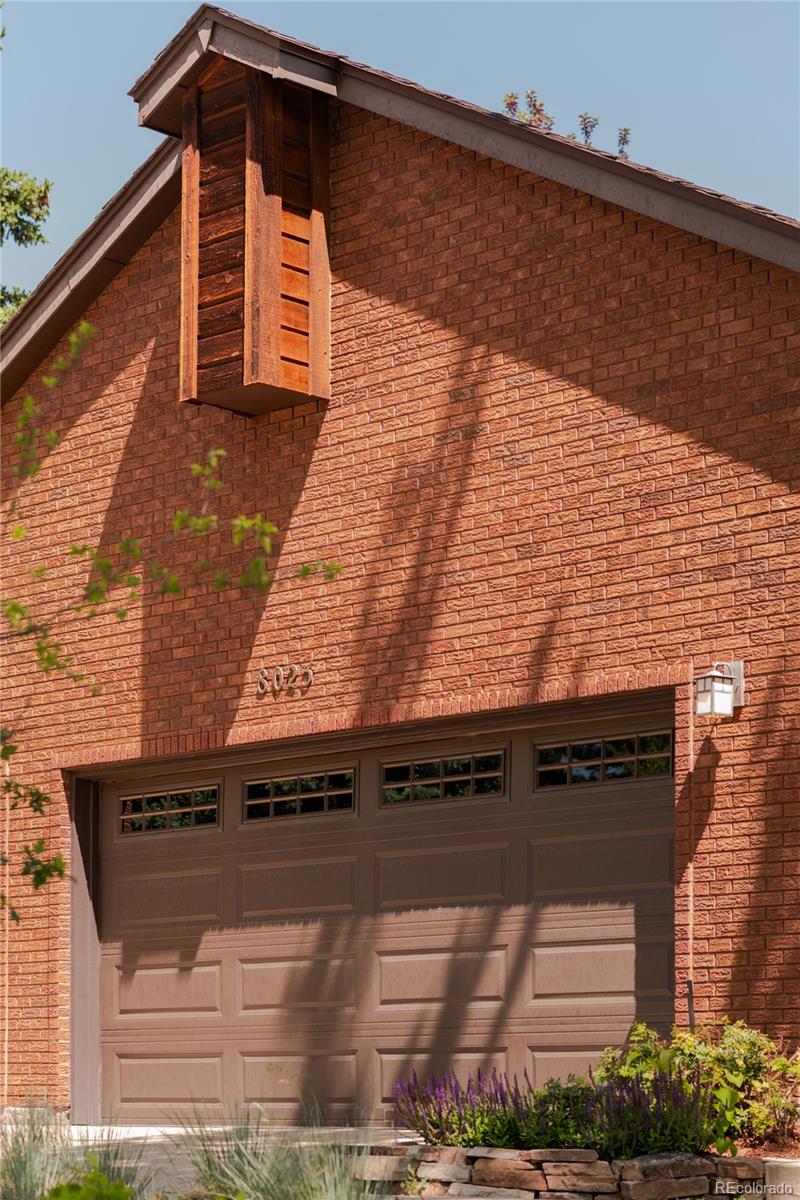 MLS Image #2 for 8025 s krameria way,centennial, Colorado