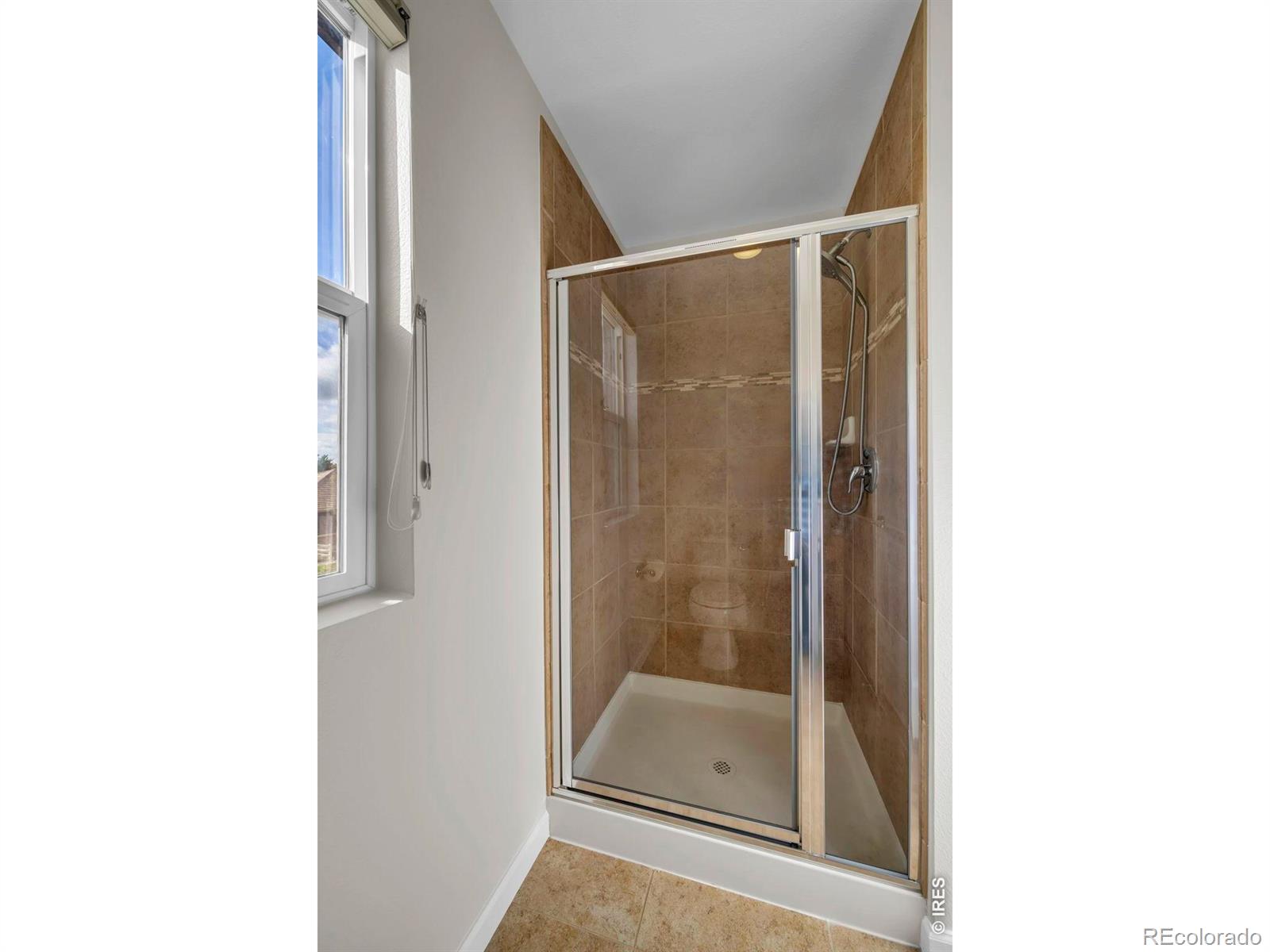 MLS Image #28 for 15947  antora peak drive,broomfield, Colorado