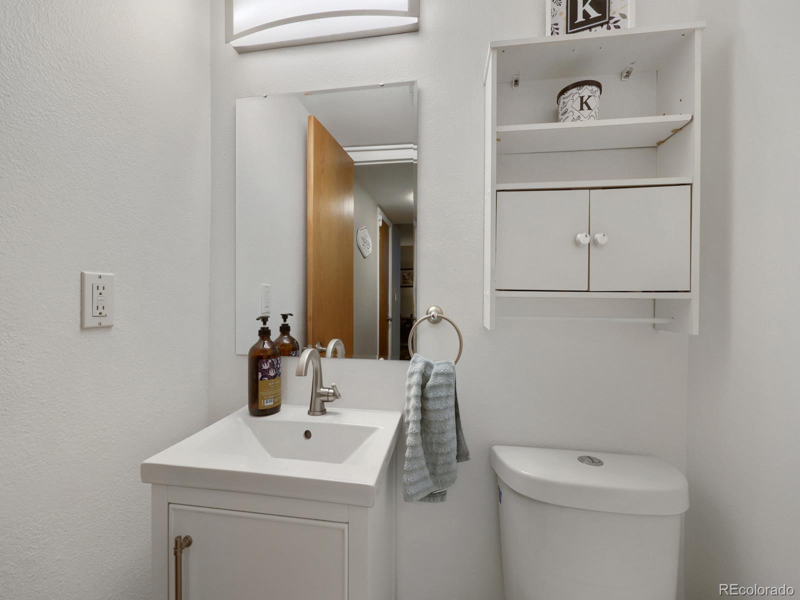 MLS Image #20 for 9093 w warren drive,lakewood, Colorado