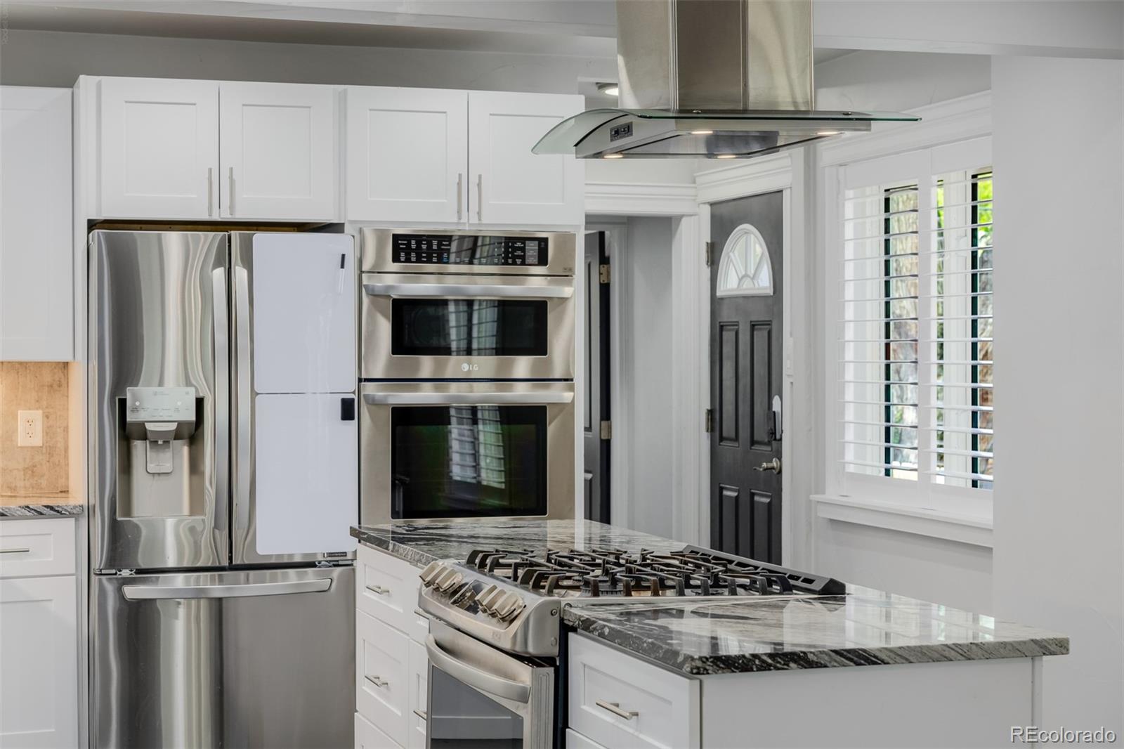 MLS Image #11 for 717 n monaco street parkway,denver, Colorado