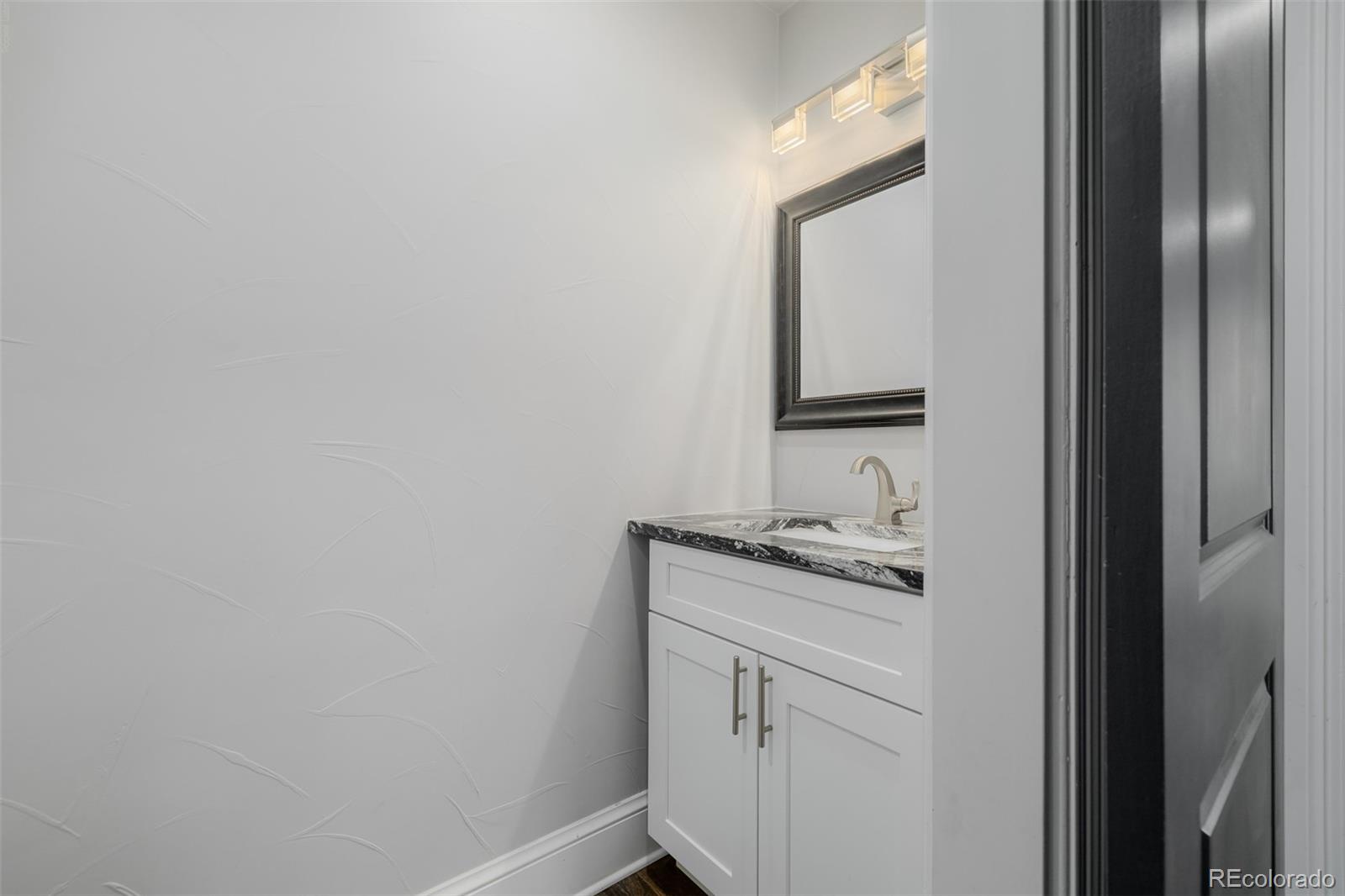 MLS Image #16 for 717 n monaco street parkway,denver, Colorado