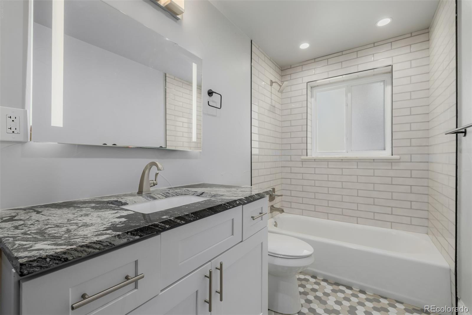 MLS Image #26 for 717 n monaco street parkway,denver, Colorado