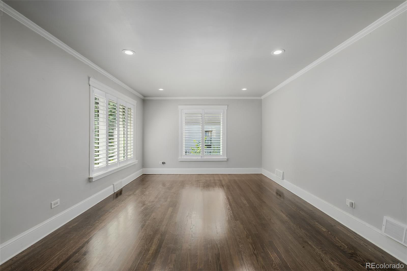 MLS Image #4 for 717 n monaco street parkway,denver, Colorado