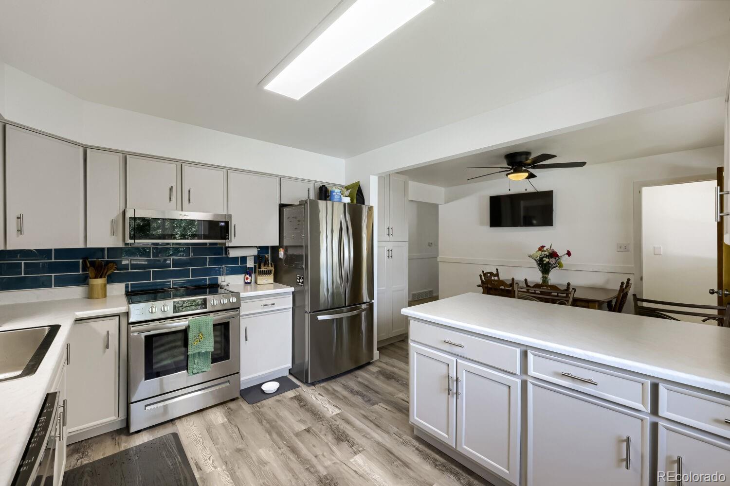 MLS Image #7 for 1602 s everett street,lakewood, Colorado