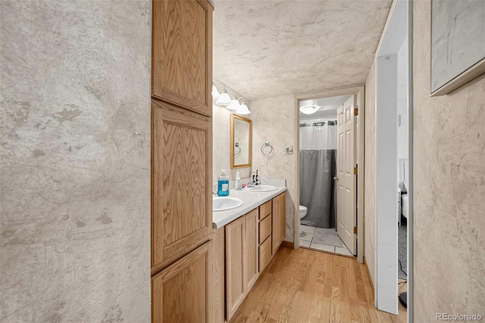 MLS Image #14 for 1020  15th street,denver, Colorado