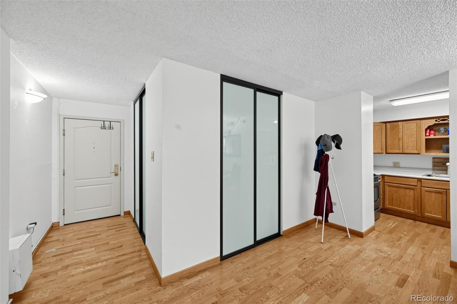 MLS Image #15 for 1020  15th street,denver, Colorado