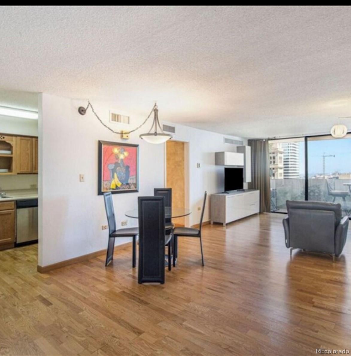 MLS Image #7 for 1020  15th street,denver, Colorado