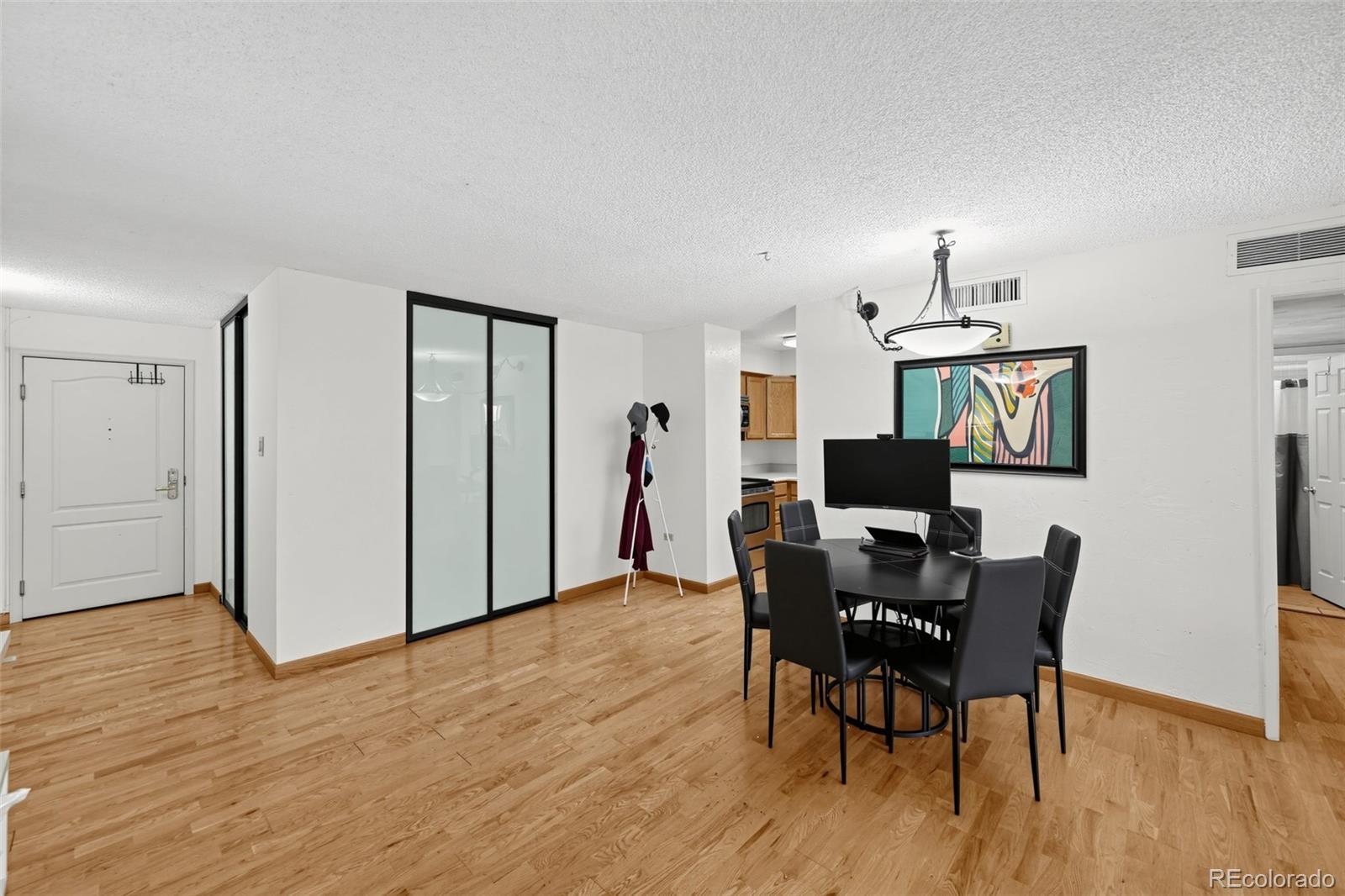 MLS Image #9 for 1020  15th street,denver, Colorado