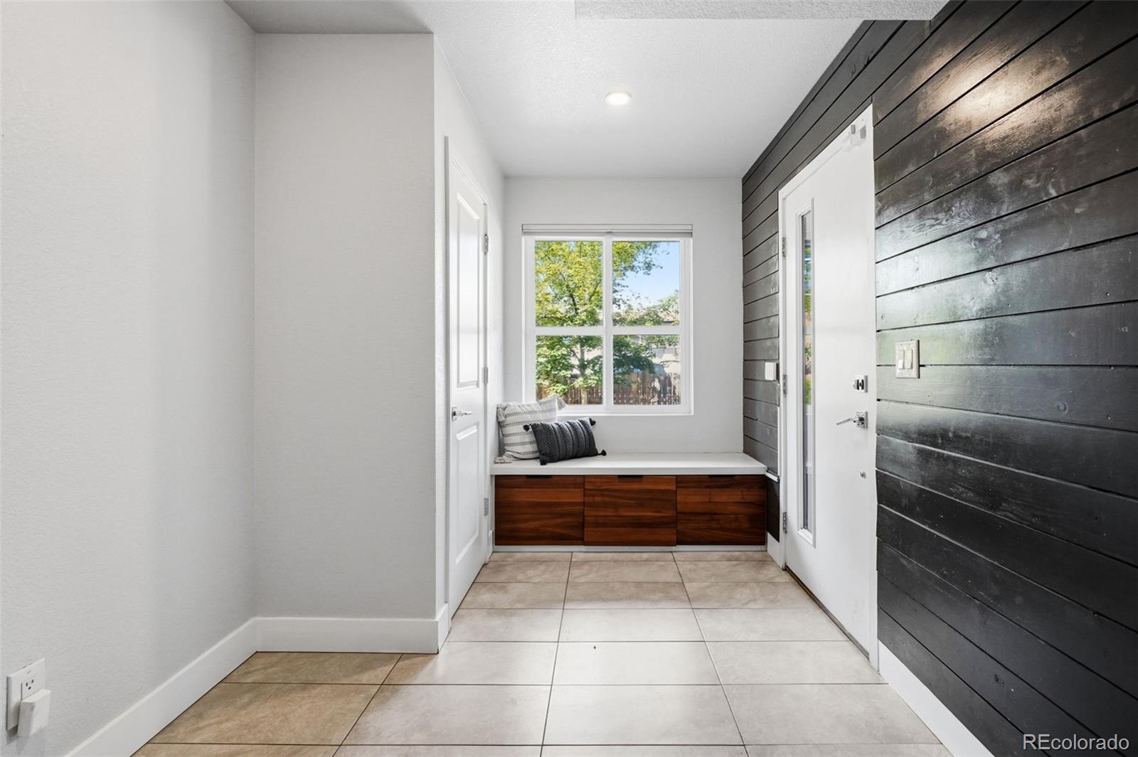 MLS Image #4 for 8150 w 10th avenue,lakewood, Colorado