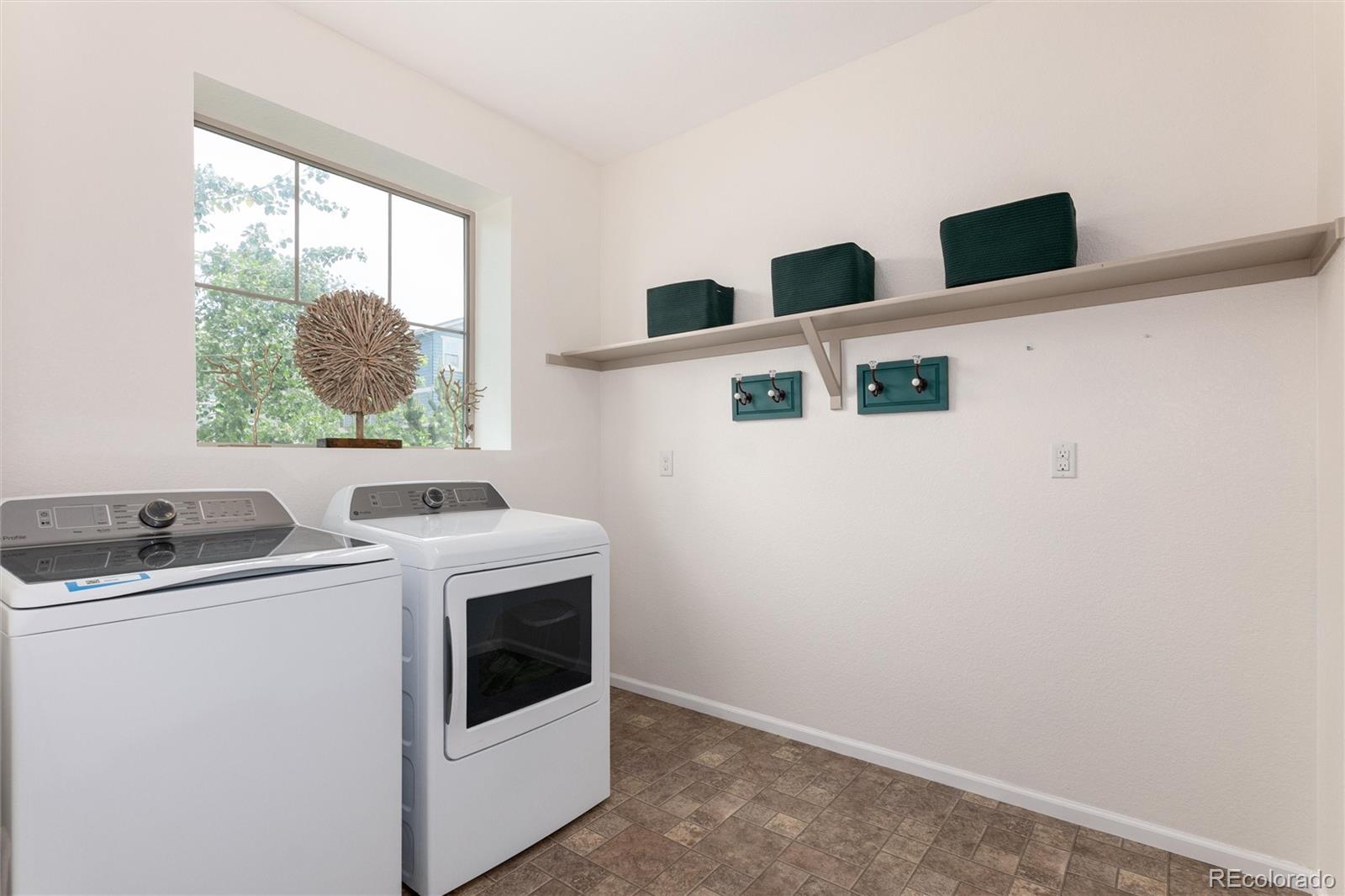 MLS Image #17 for 26925 e quarto place,aurora, Colorado
