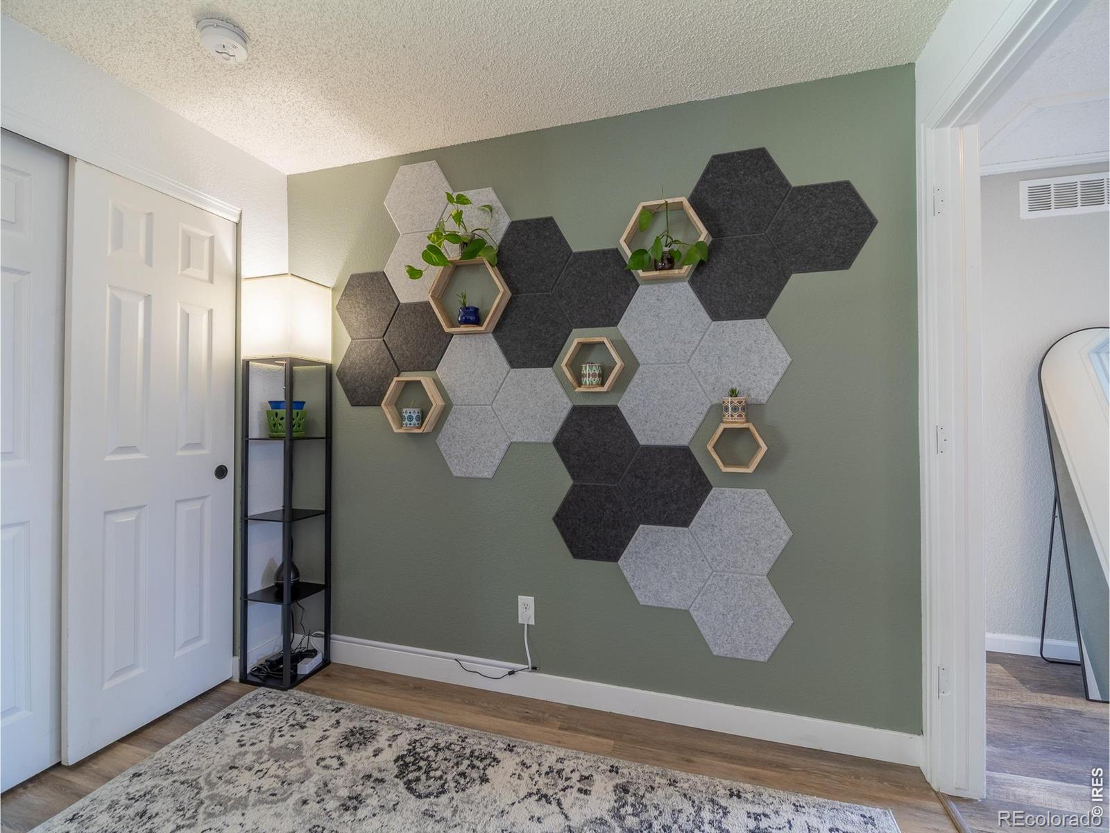 MLS Image #19 for 13146  raritan court,denver, Colorado