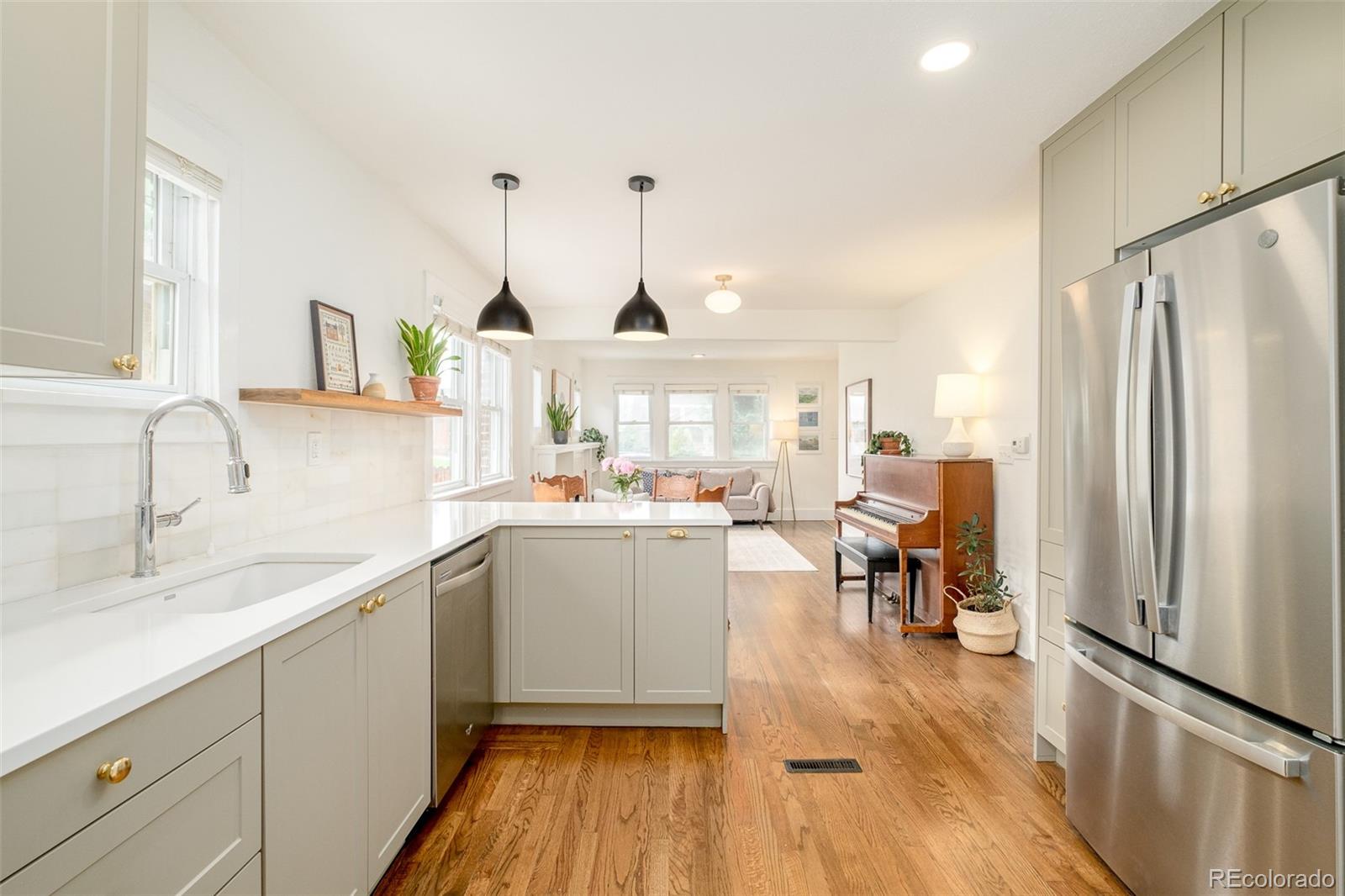 MLS Image #14 for 3228 n fillmore street,denver, Colorado