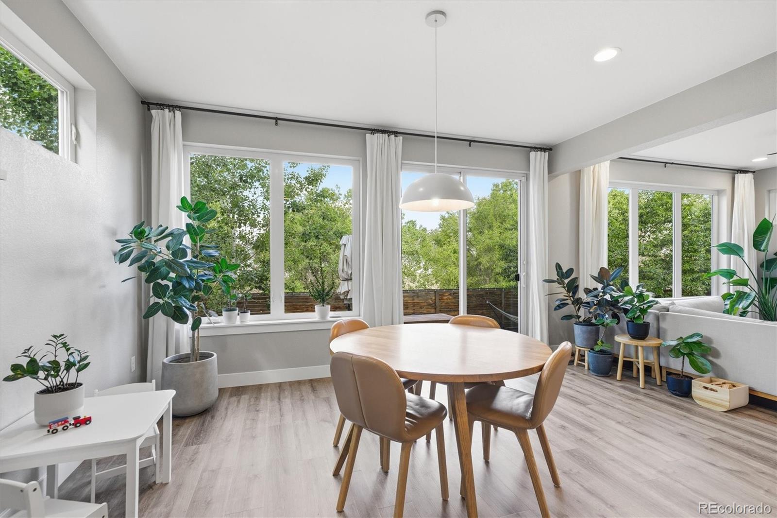 MLS Image #11 for 5859  zuni court,denver, Colorado